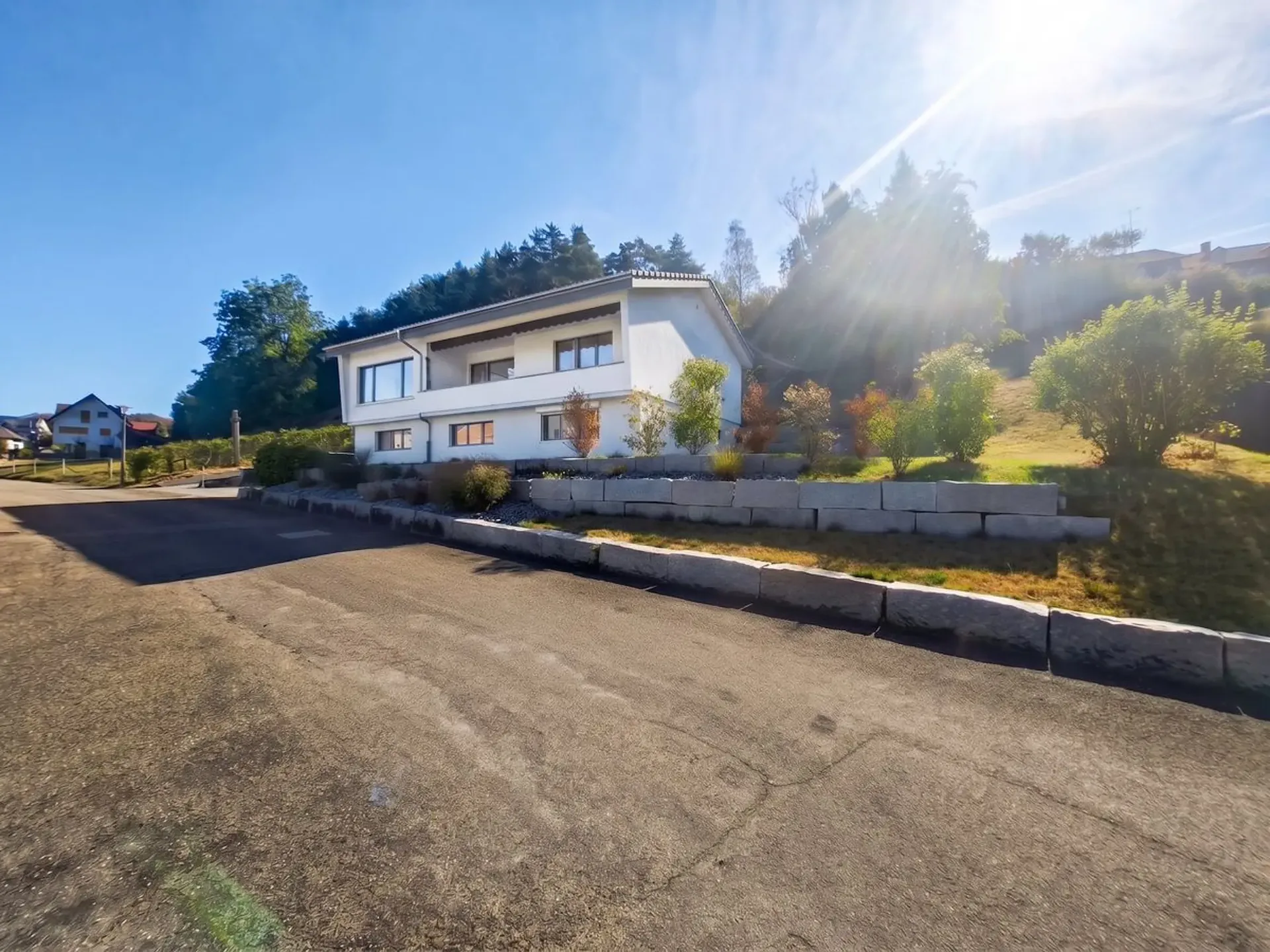 Spacieuse maison unifamiliale de 5,5 pièces avec vue à Seewen