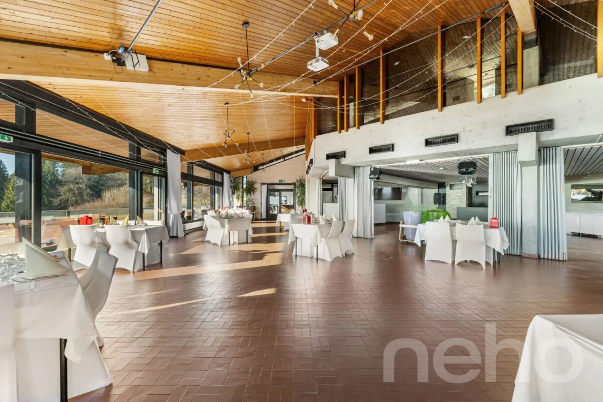 Magnifique hôtel dans cadre idyllique sur 18'000m2 de terrain!
