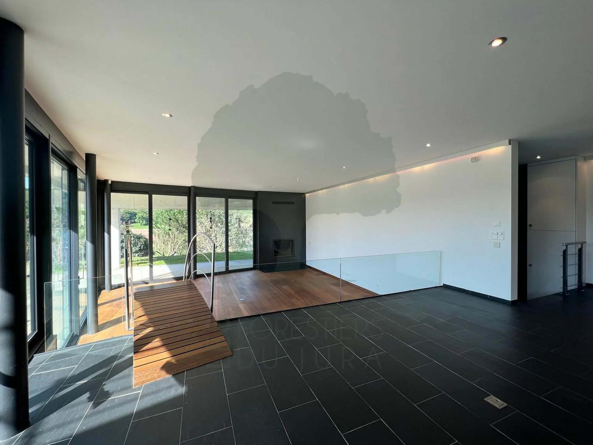 Magnificent 300m2 architect's house on a 2'333m2 plot