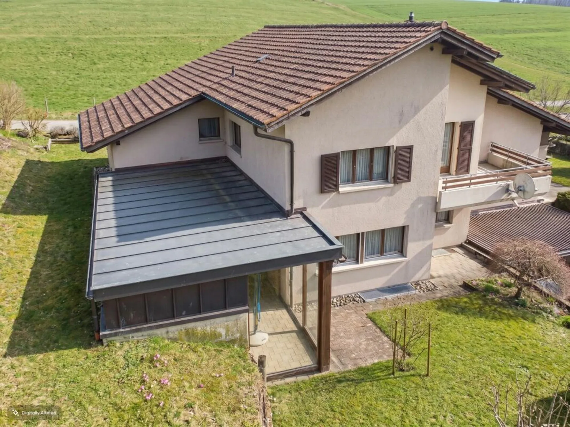 6.5-room single-family house with double garage and large forecourt in an unobstructable location in Maugwil/Bronschhofen