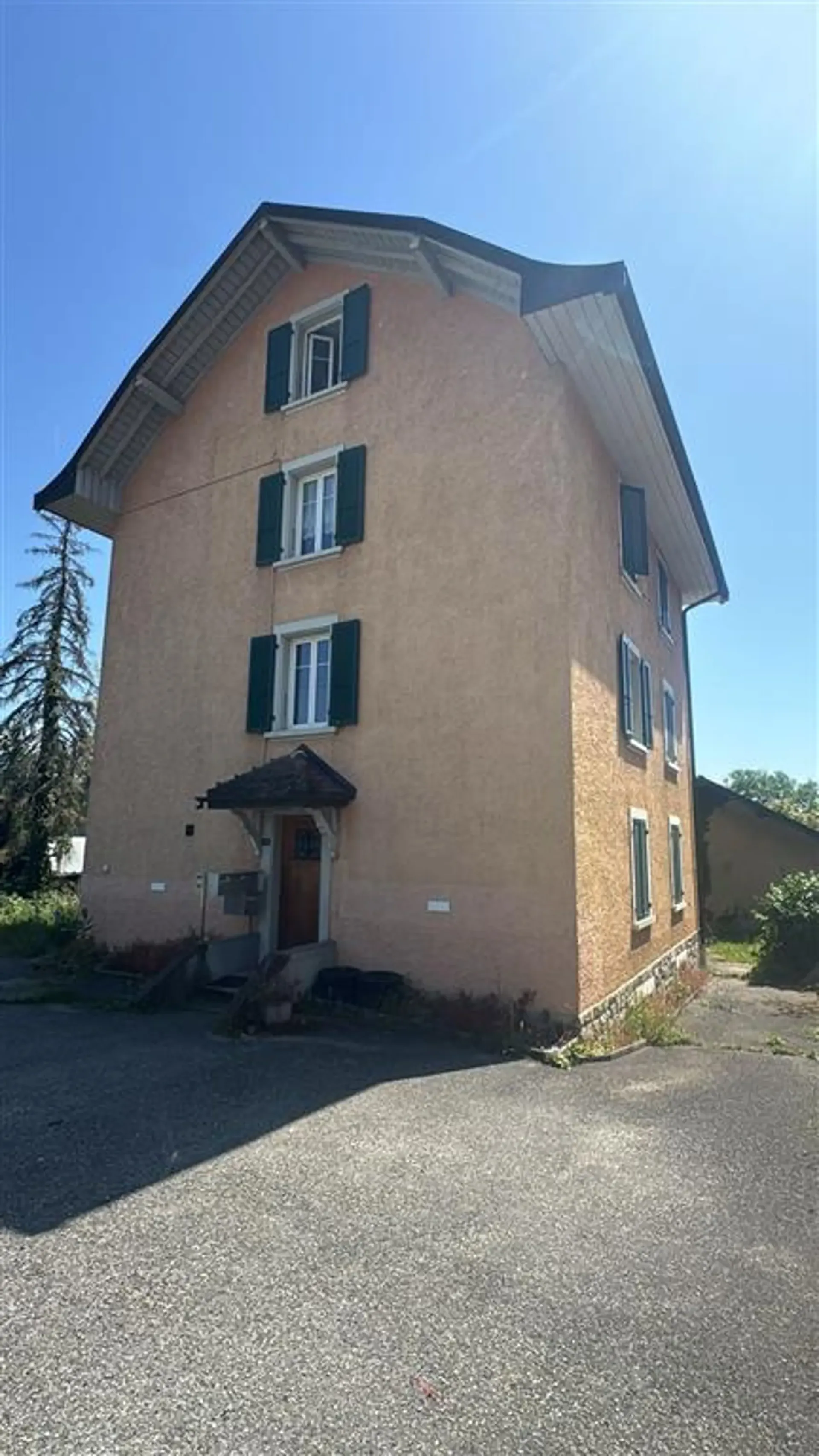 Apartment, 3.5