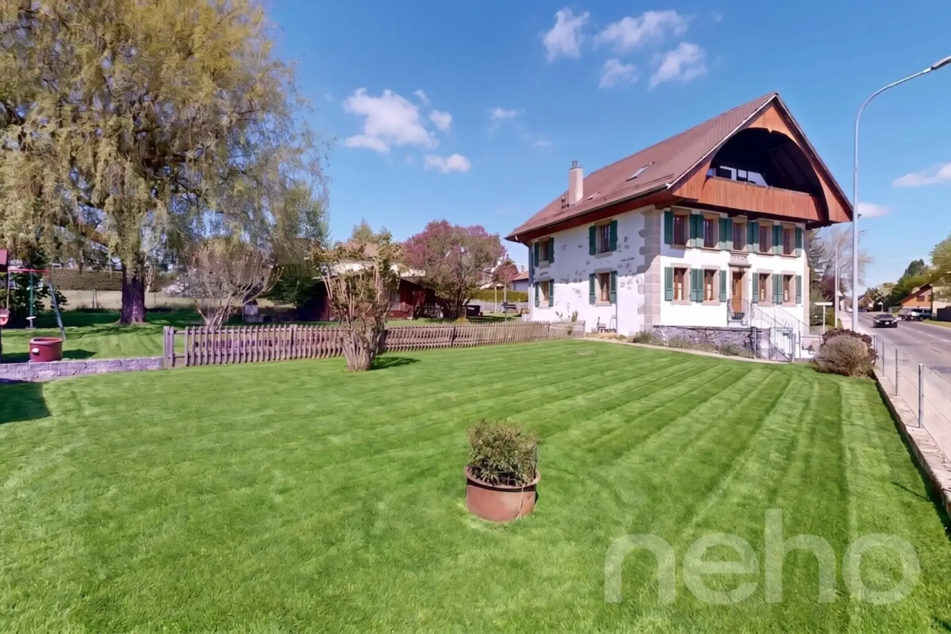 Authenticité, charme: duplex avec jardin privatif à 20min de Lausanne
