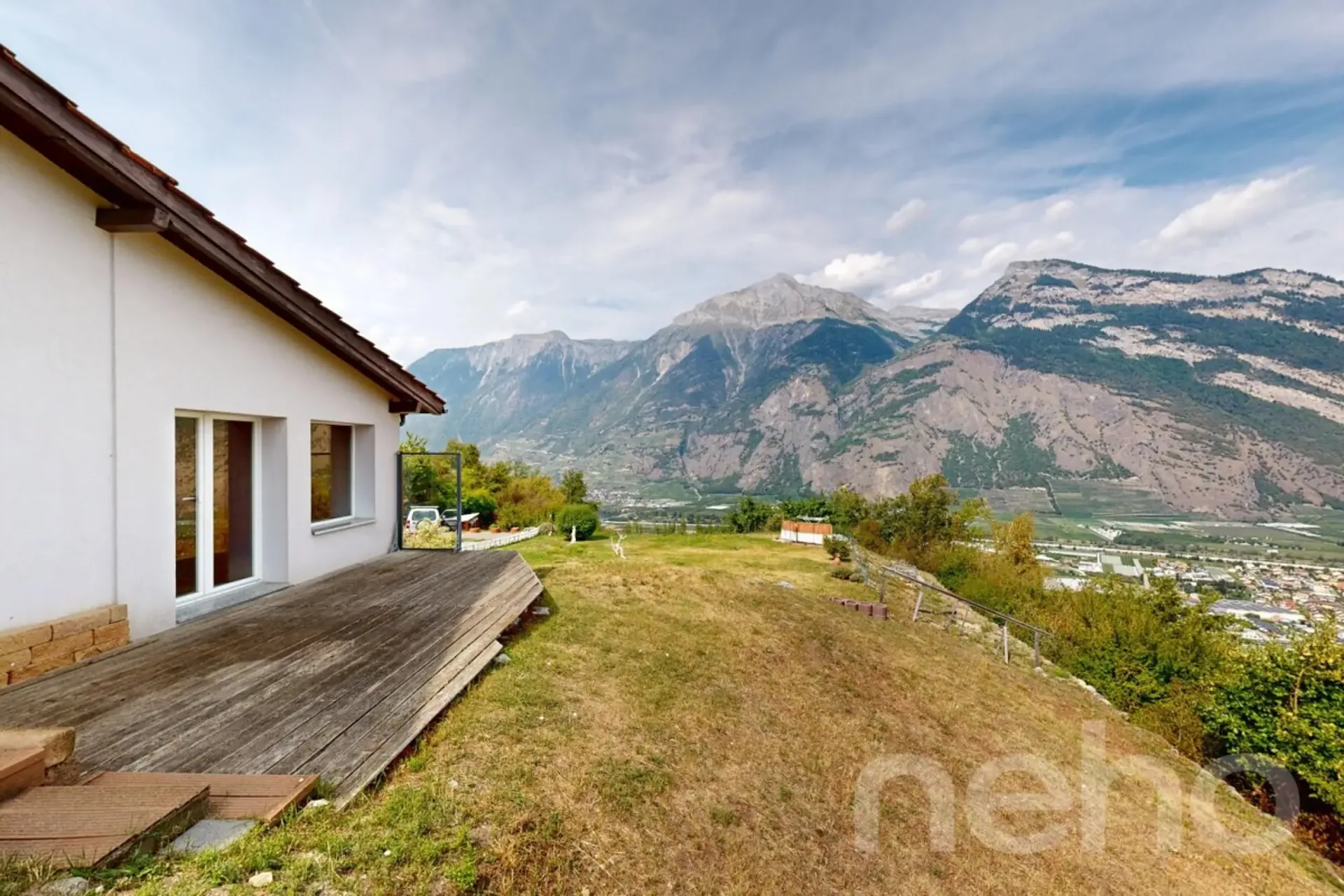 Renovated house with large garden and mountain view in Saxon