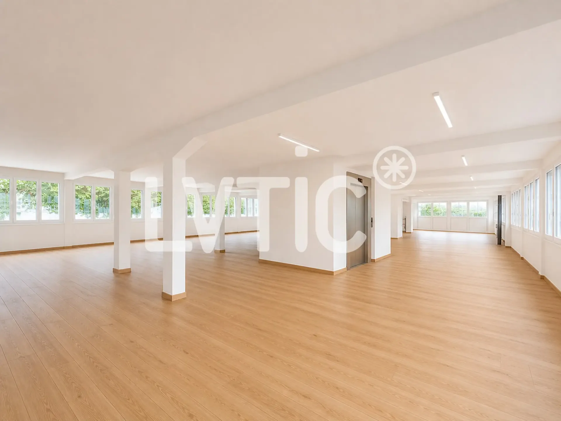 Büros, Gewerbeflächen von 566 m2 zur Miete in Mont-sur-Lausanne / Blécherette