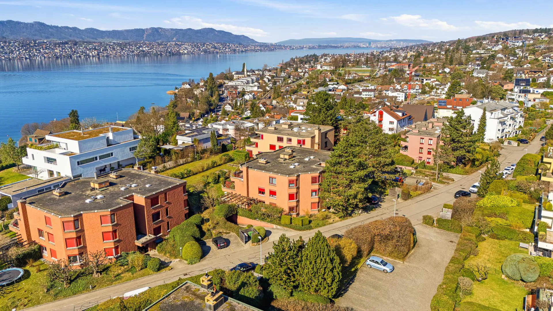 BEAUCOUP D'ESPACE & DE POTENTIEL SUR LA CÔTE D'OR