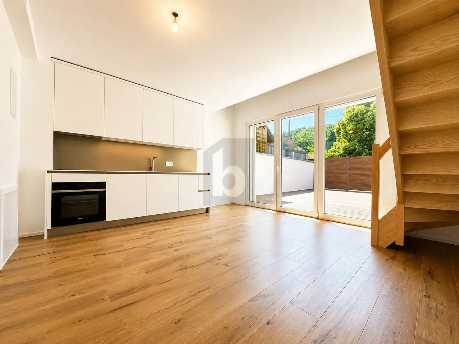 Peaceful, modern and close to nature