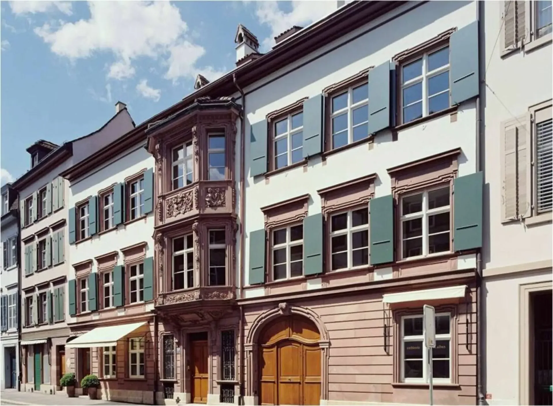 Un foyer sur le Rhin - appartement-maisonnette de 4 pièces élégant à Bâle
