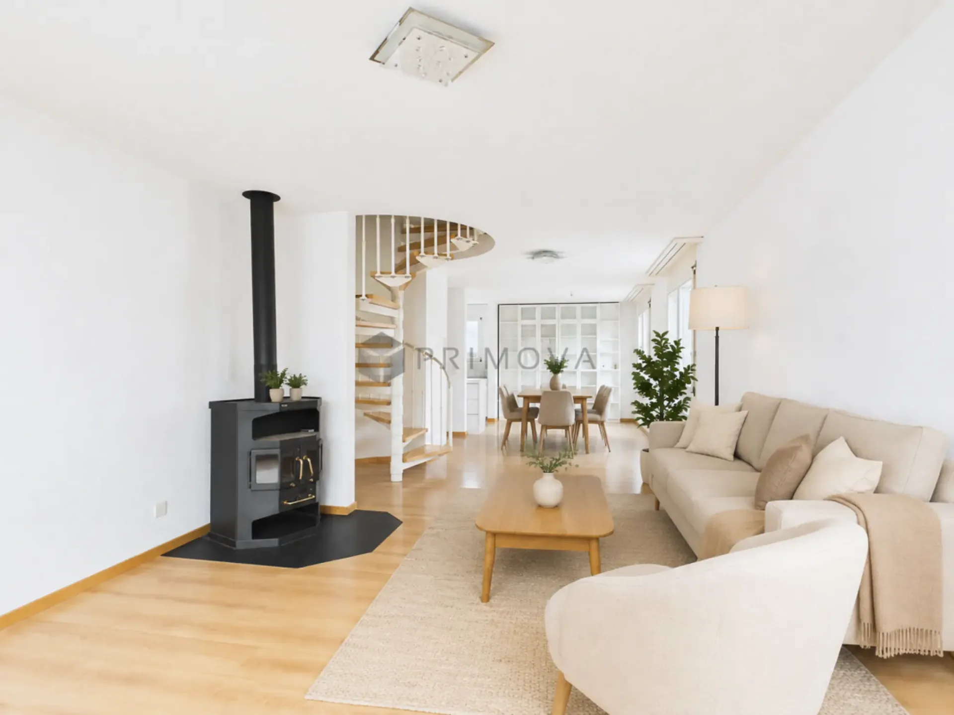 A Maisonette Dream with Many Extras