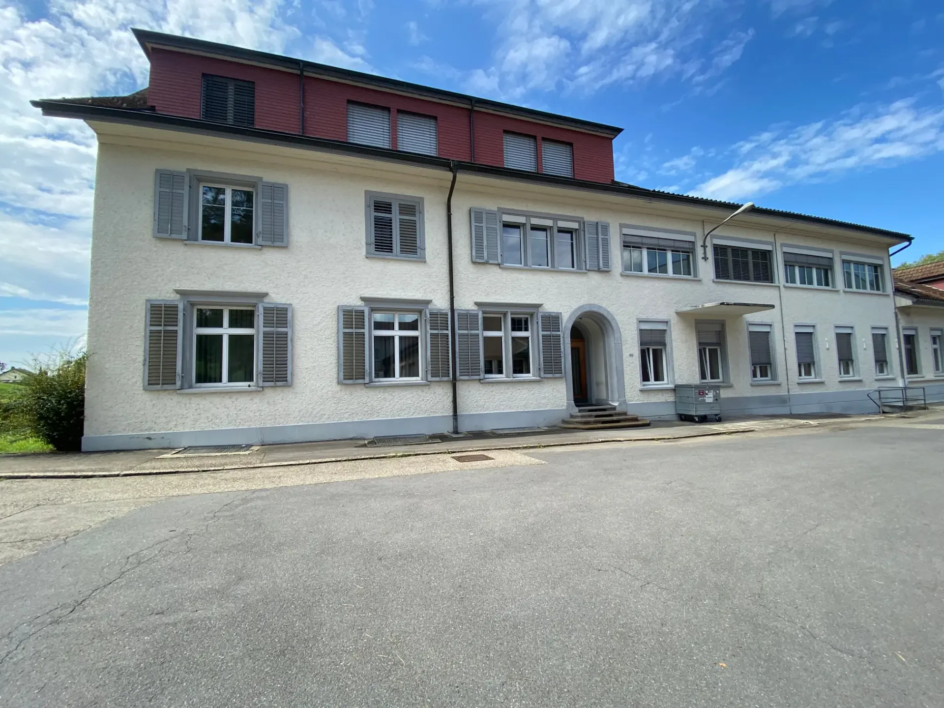Ausgebaute Fläche im Gewerbeareal Rüti Nord