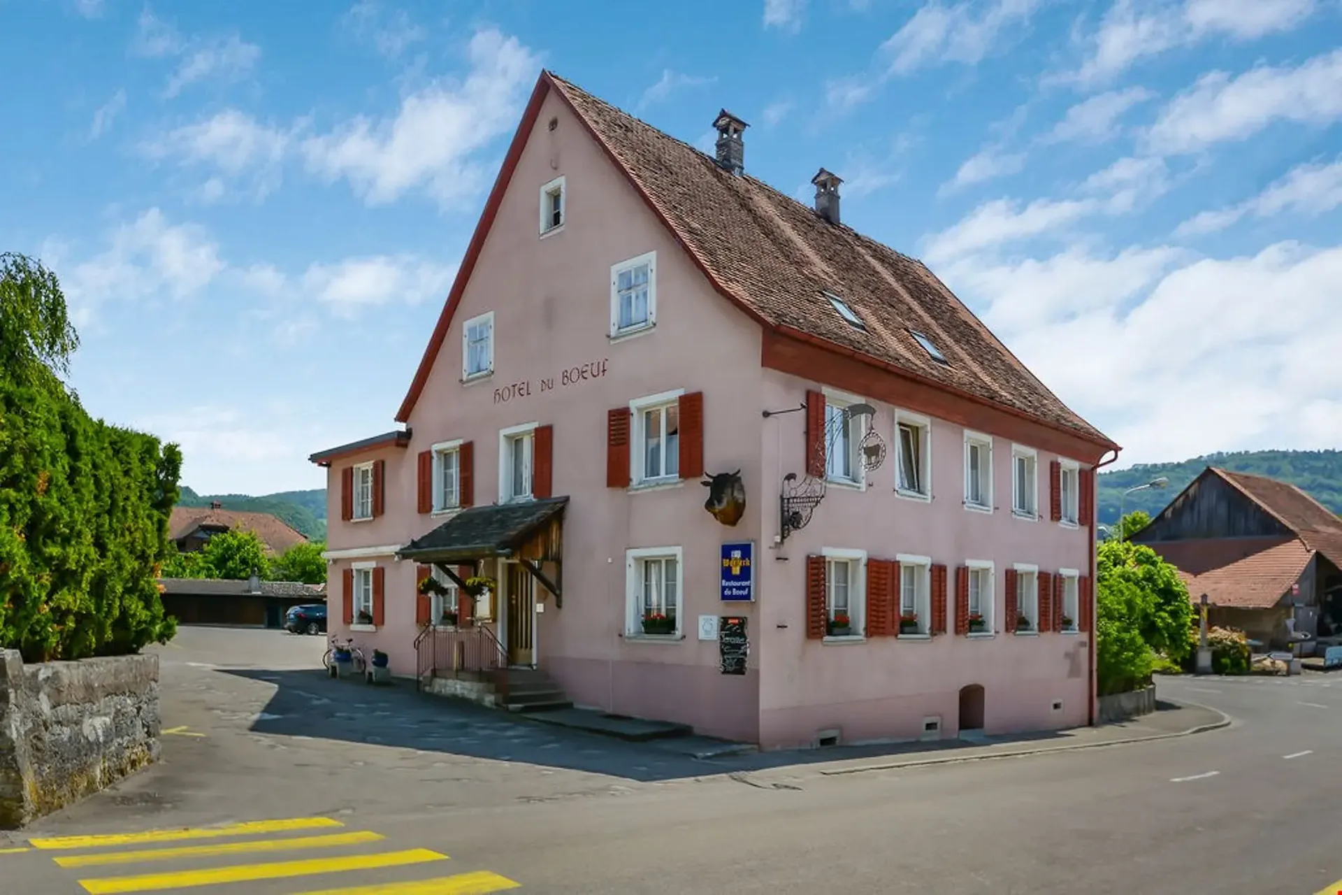 Hotel-Restaurant in Courgenay