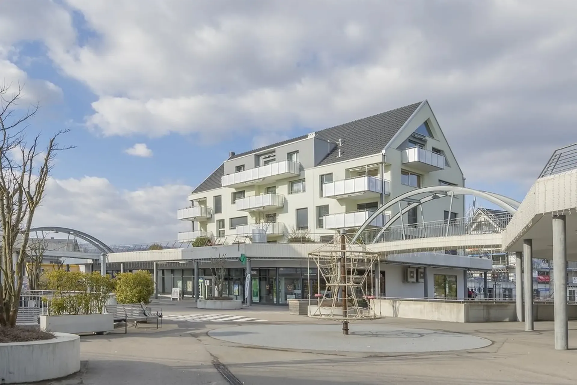 Charming apartment in Studen