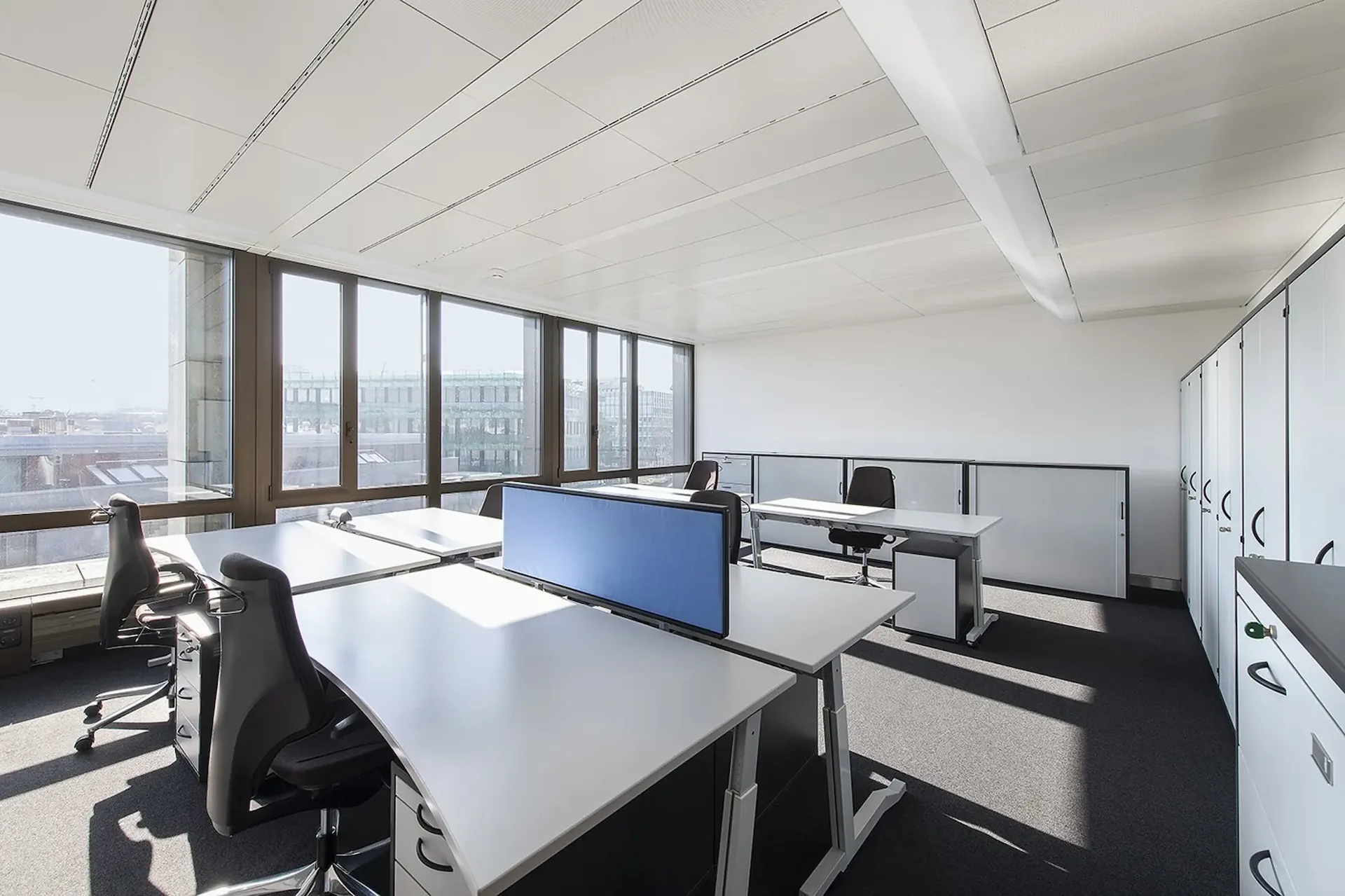 OH!FFICE - Votre nouvel espace de travail pour usage temporaire sur la place Aeschenplatz à Bâle