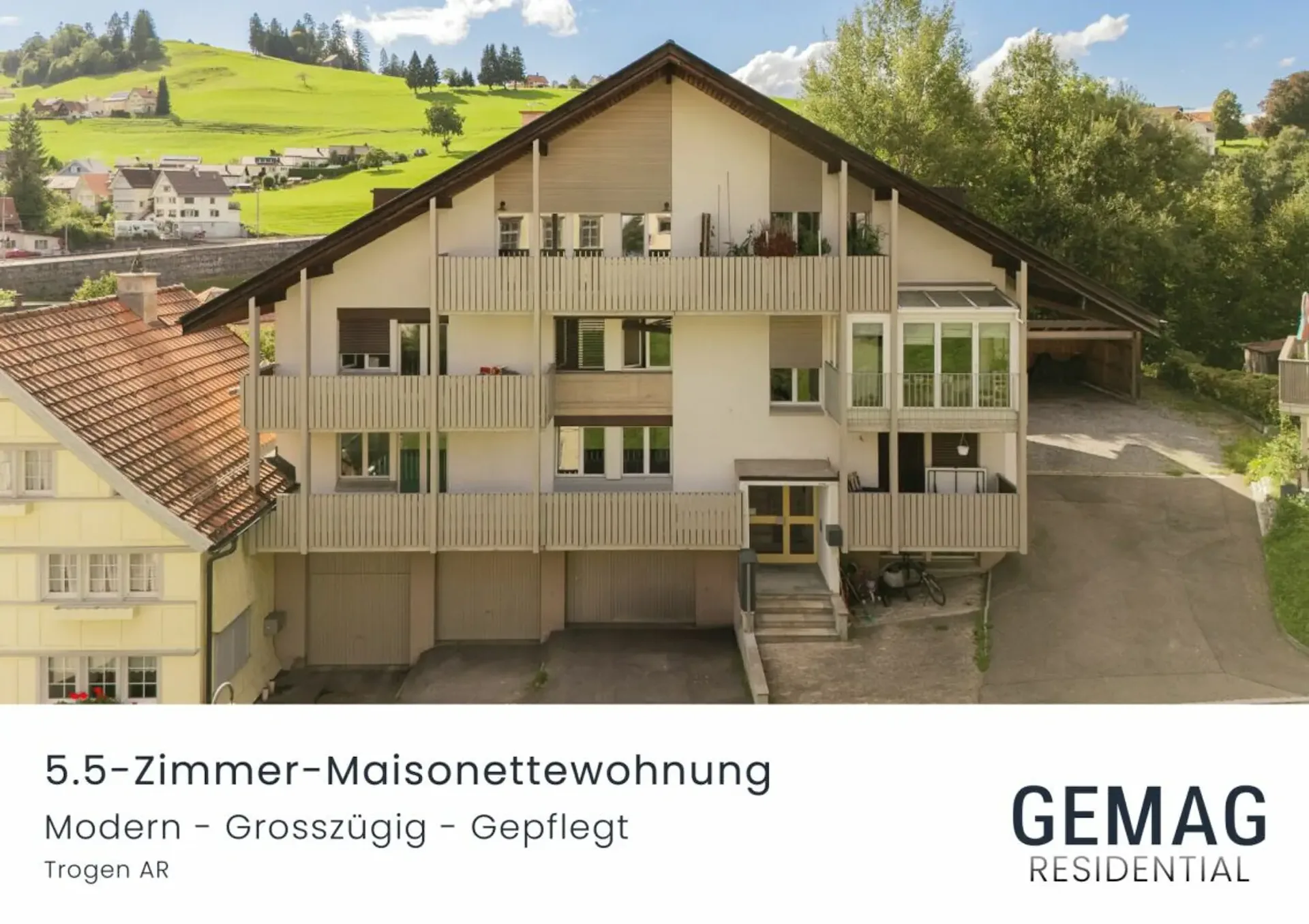 5.5-room maisonette apartment with sunny balcony and modern amenities