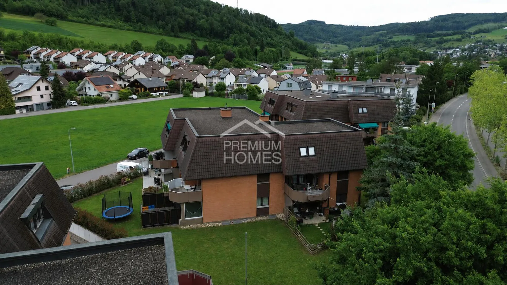 Live connected to nature with comfort
