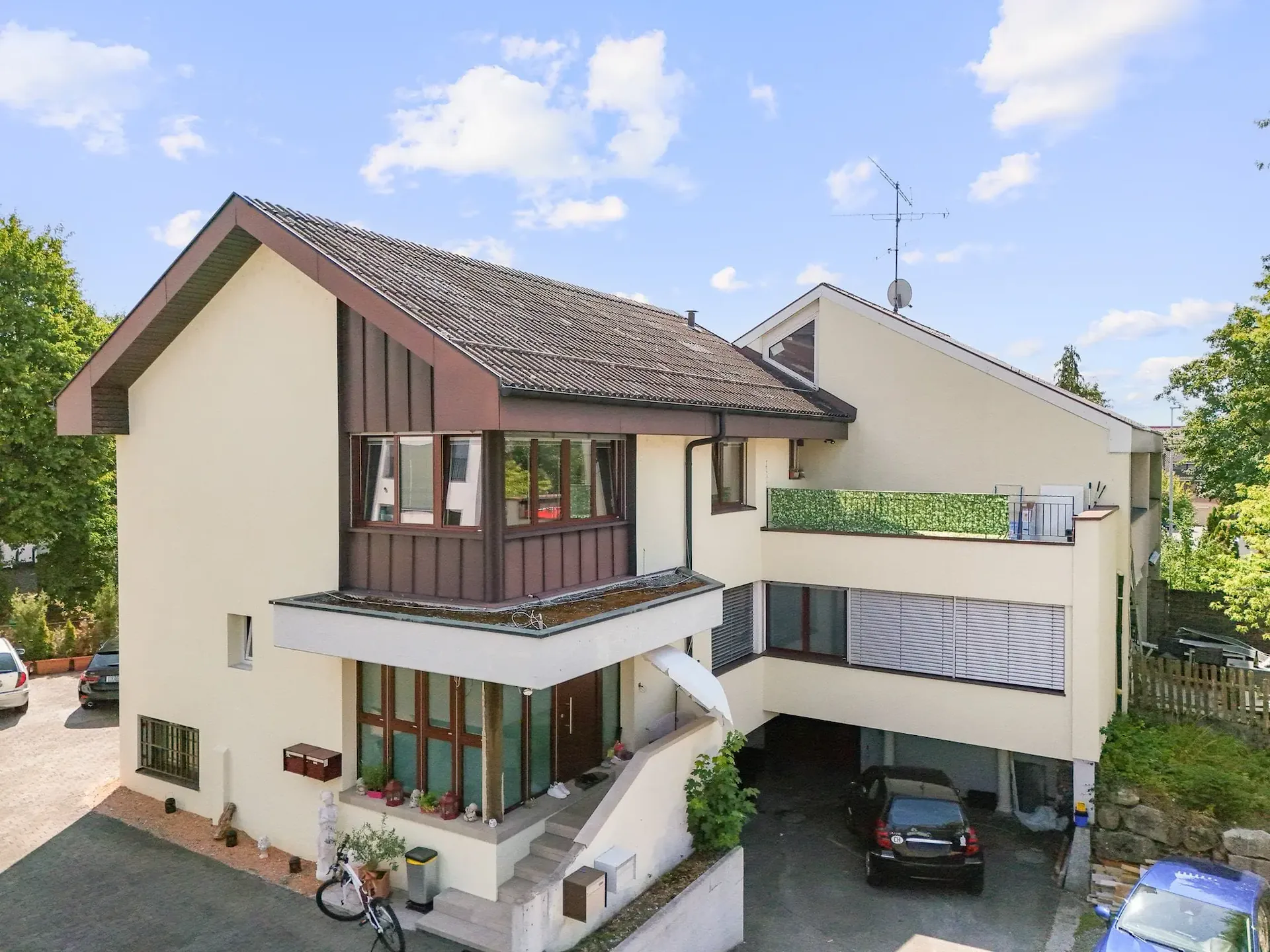 Doppeleinfamilienhaus mit 2 Wohnungen in Auw kaufen