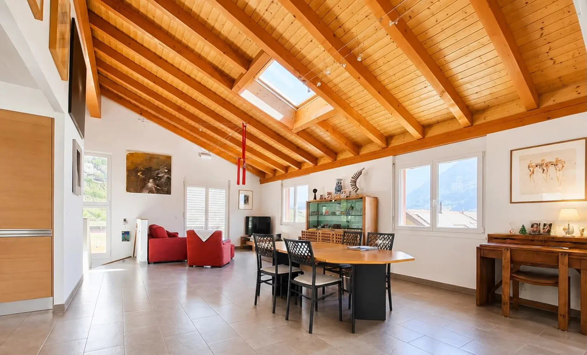 Saint-Maurice | Spacious Family Villa with Garden and Panoramic View