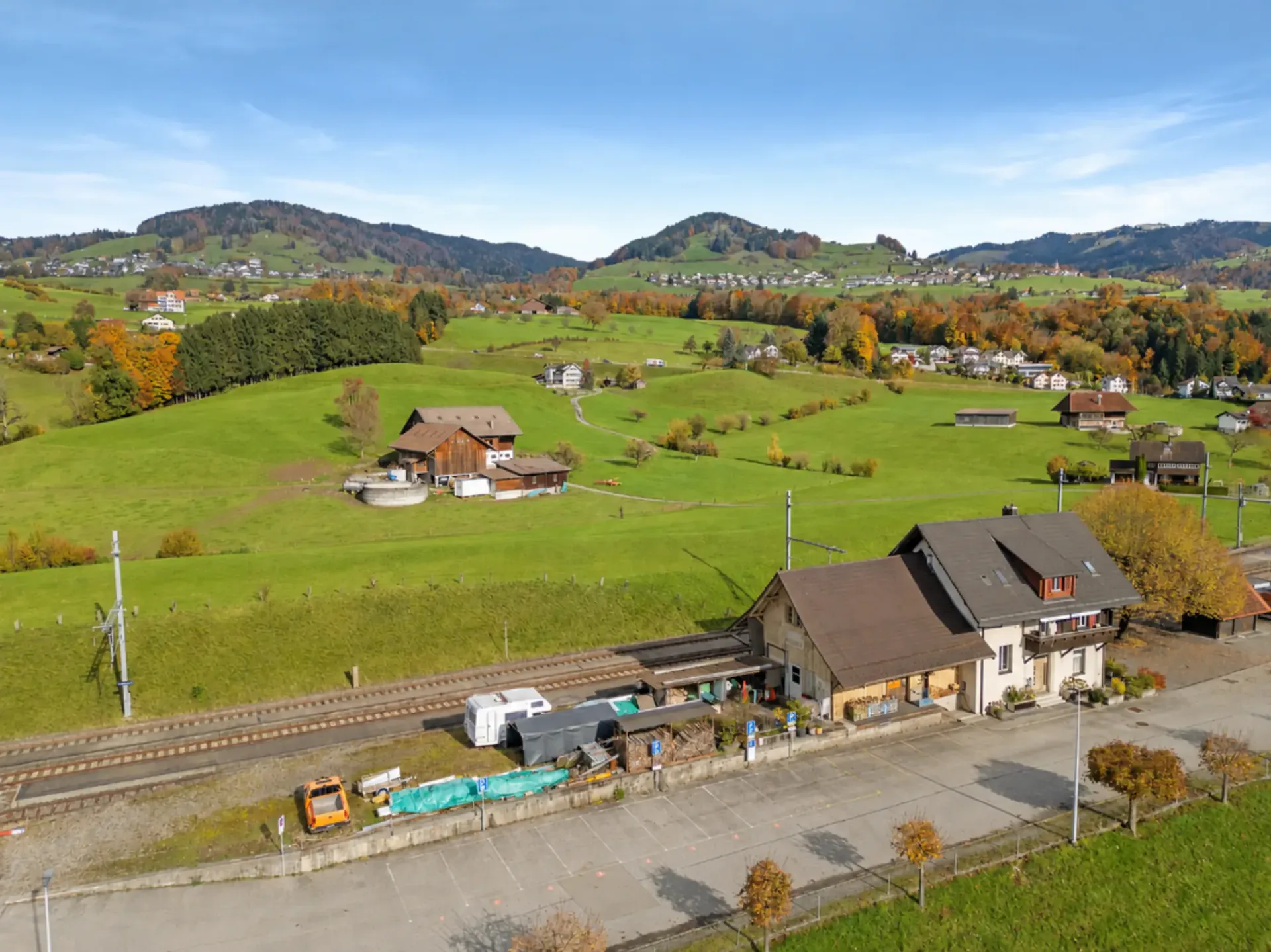 Bahnhof Kaltbrunn: Wohnen & Arbeiten vereint