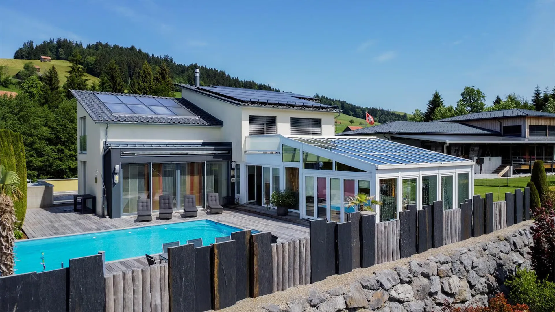 Maison avec vue lointaine – spacieuse maison unifamiliale à Schönengrund