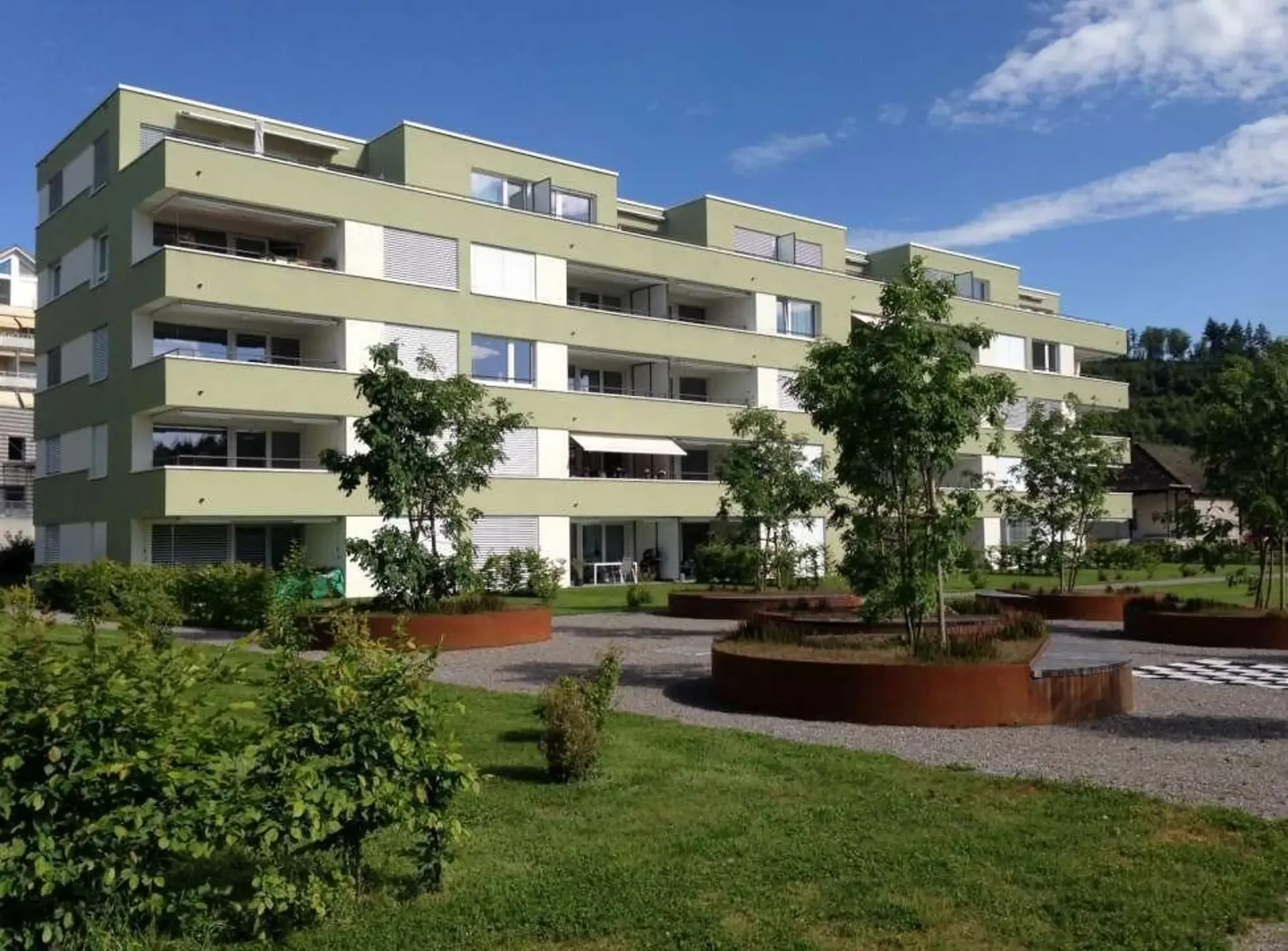 Einstellplatz im Herzen Schöftland zu vermieten!