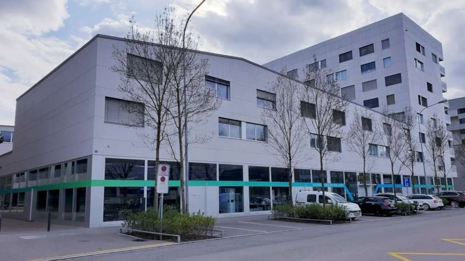 Einstellplätze zu vermieten im Herzen Schlierens
