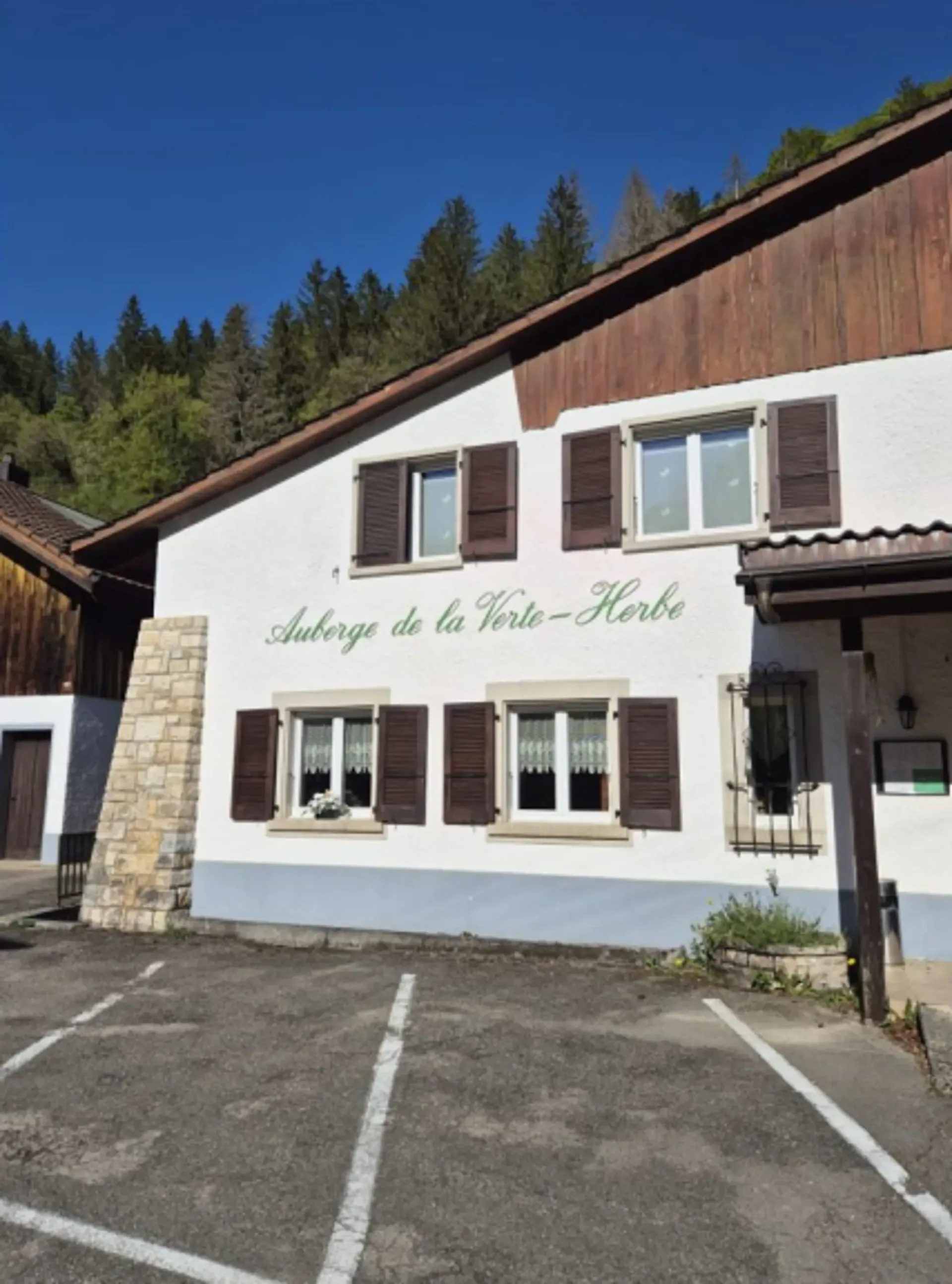 Charming Restaurant for Sale