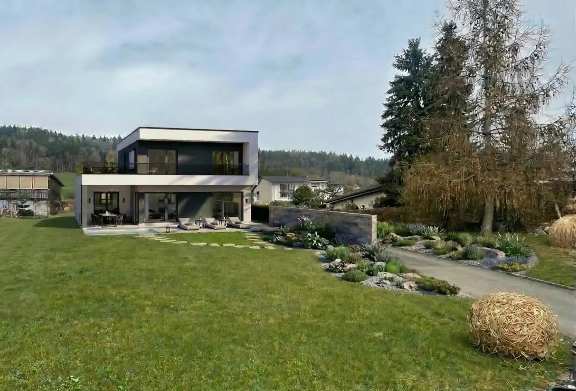 Maison de famille luxueuse dans un emplacement très demandé sur l'Aare