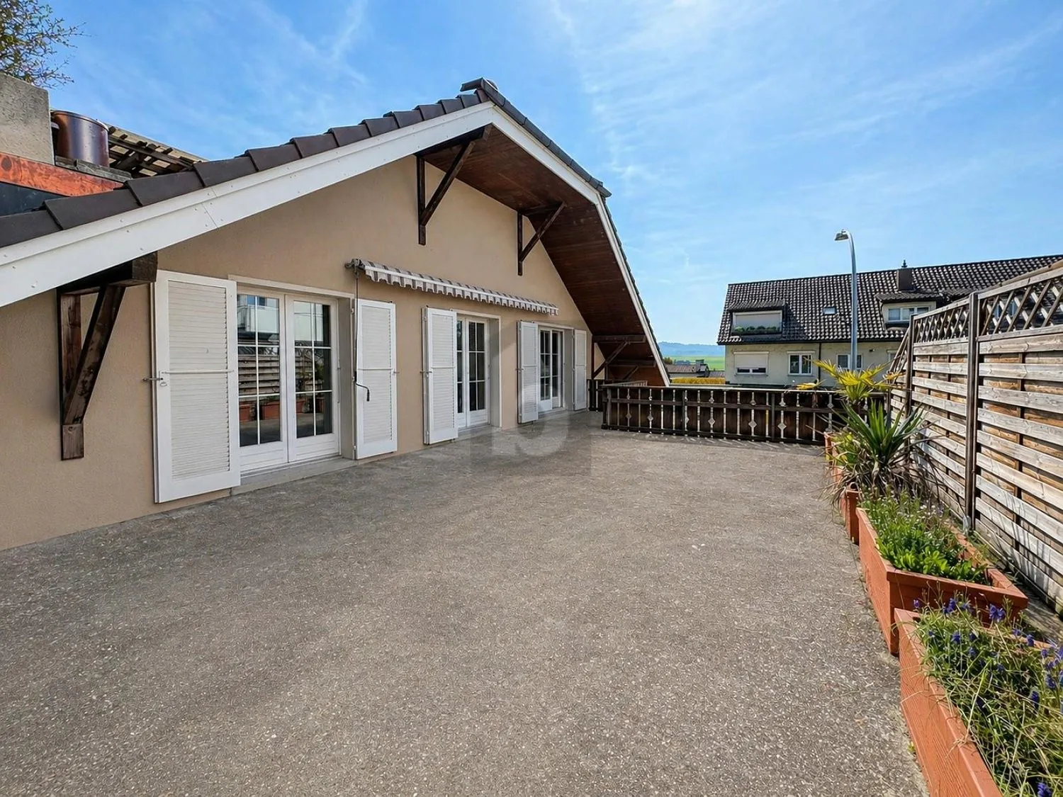 PREISHIT! FRISCH SANIERT MIT GROSSER TERRASSE