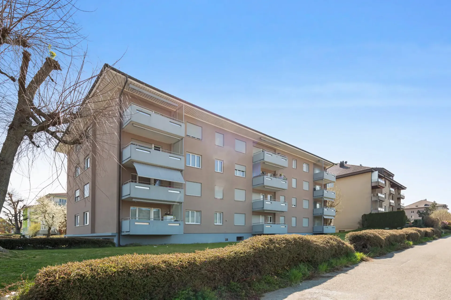 Appartamento 2.5 locali al piano rialzato a Reinach AG