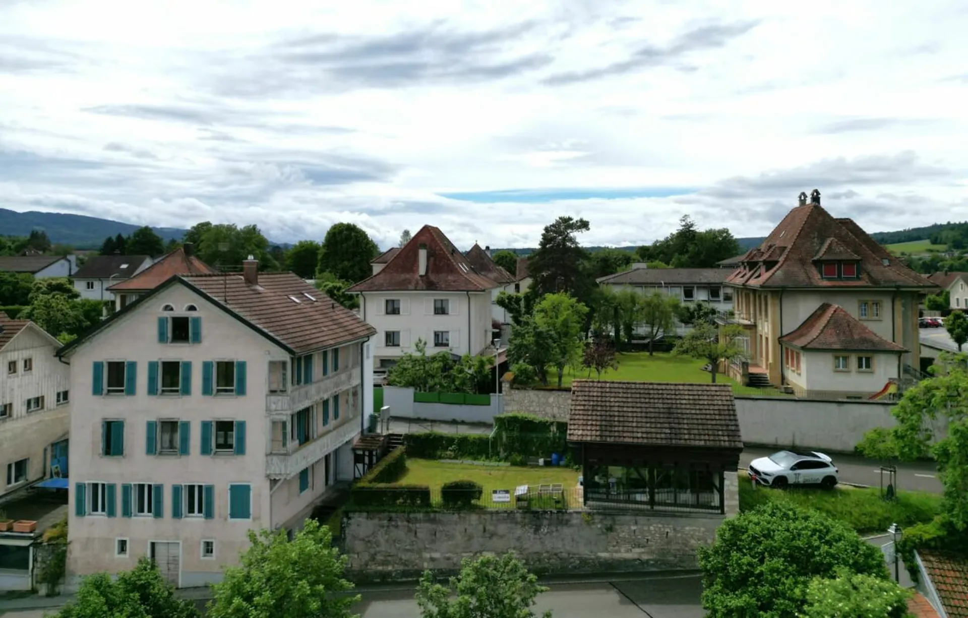 Porrentruy, rental building with 4 units - 6.65% yield