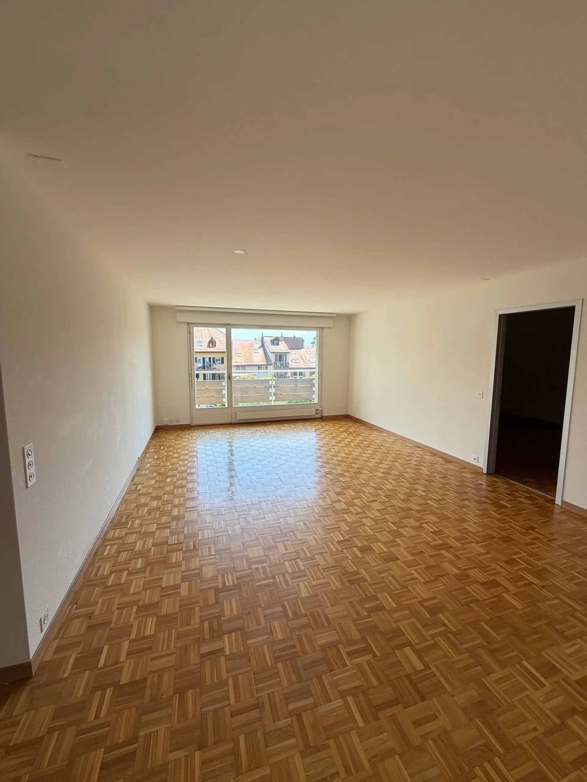 Zu vermieten 2-Zimmer-Wohnung im 3. Stock in Corsier-sur-Vevey