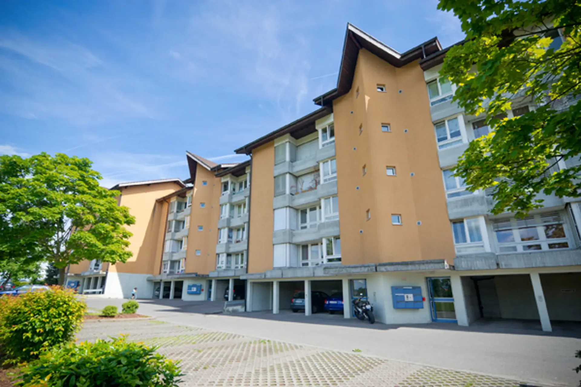 Logement lumineux avec grand balcon !