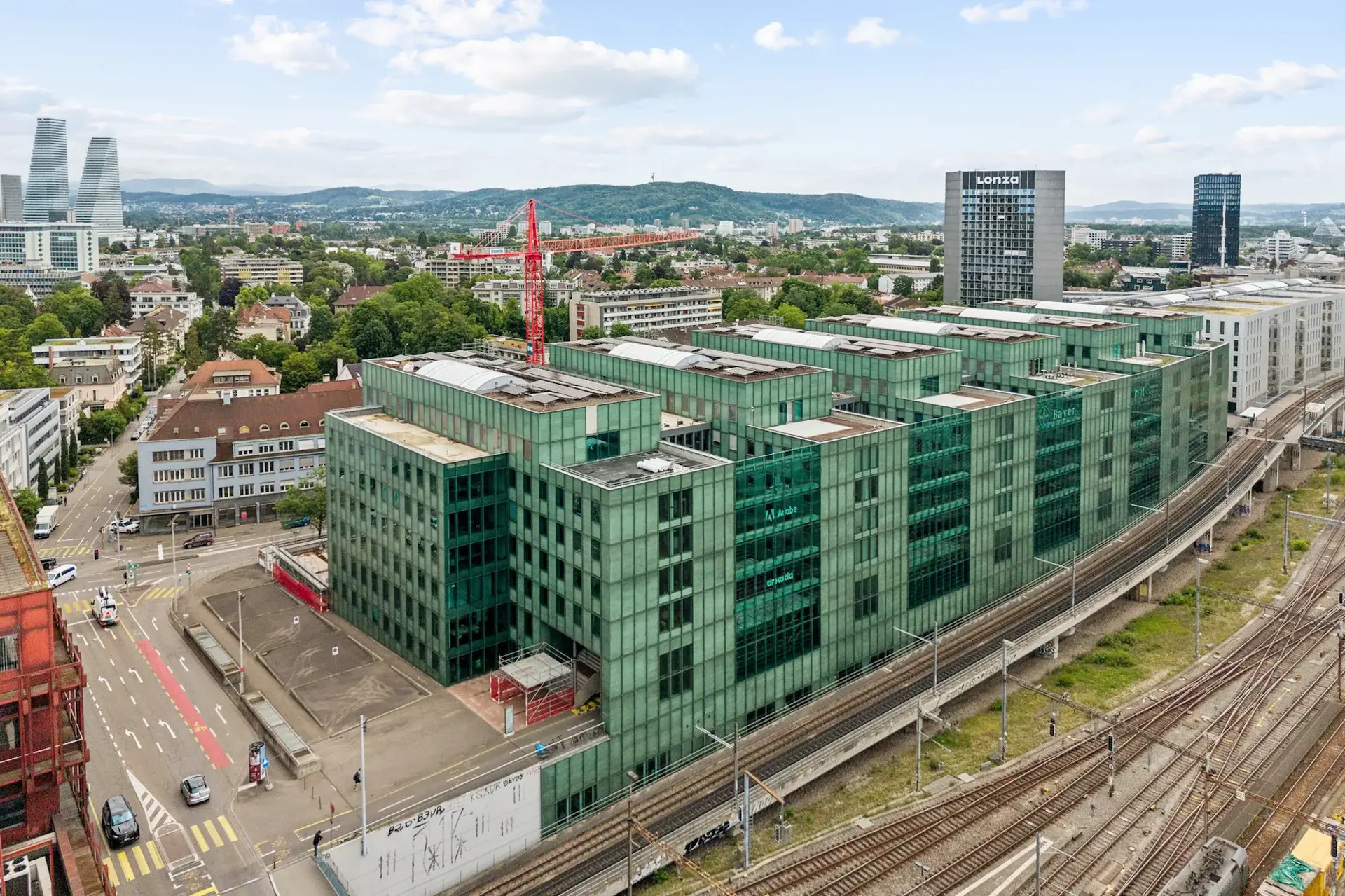 Zentral gelegener Einstellhallenplatz - Nähe Basel SBB