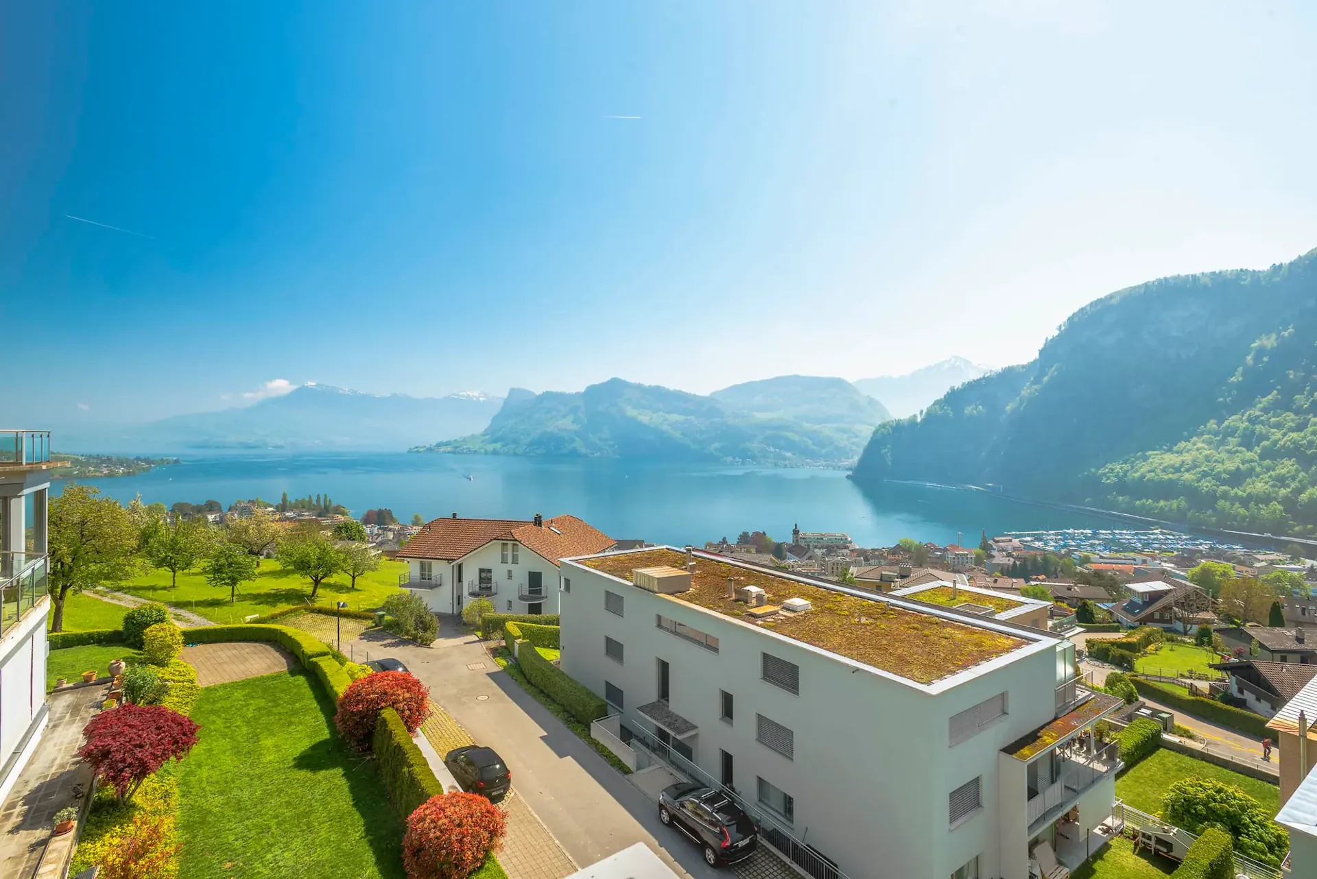 Rent without deposit - Luxurious penthouse apartment with terrace in Hergiswil