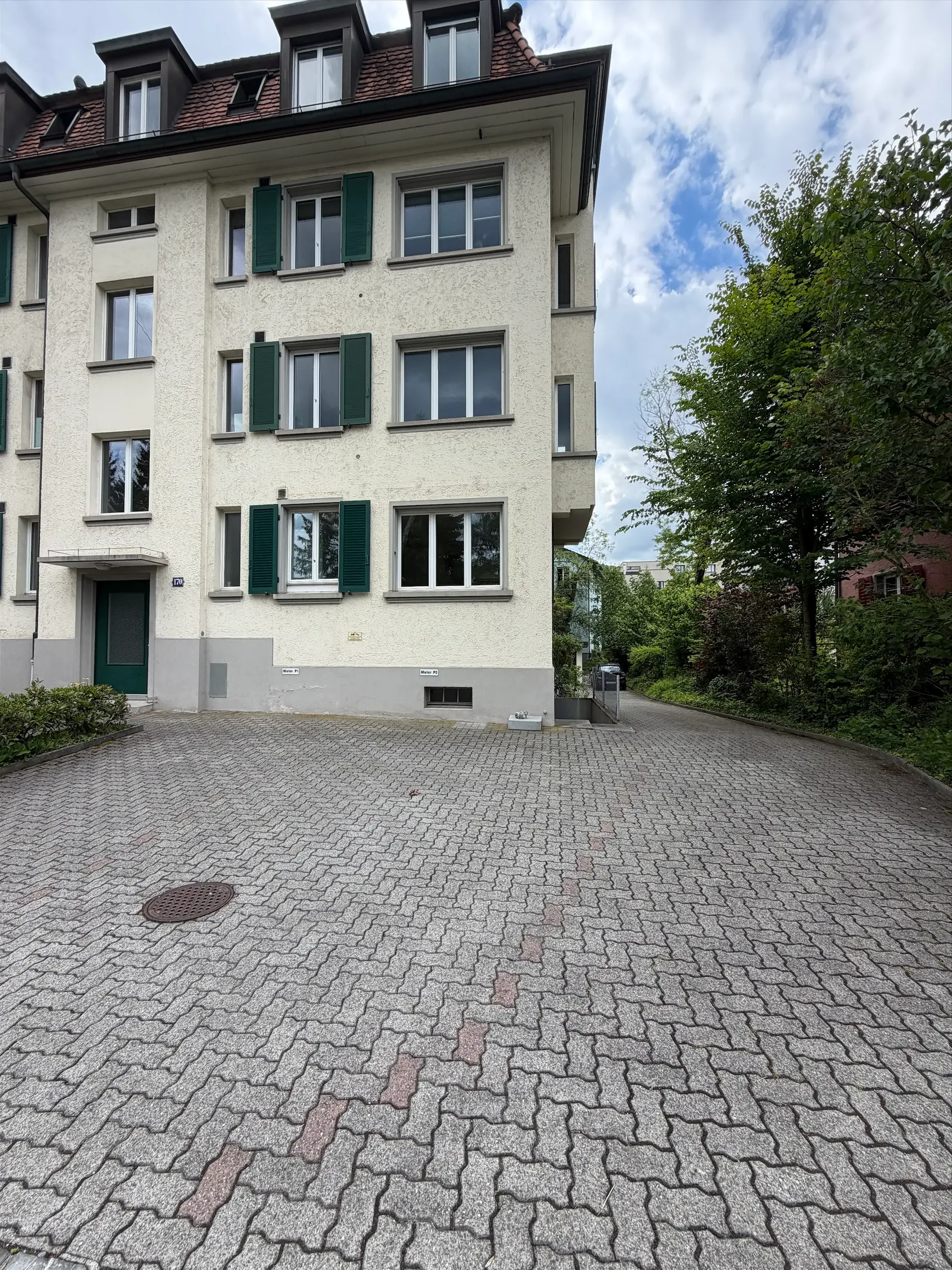 29 m² di locale di stoccaggio in una posizione tranquilla a Zürich-Wollishofen