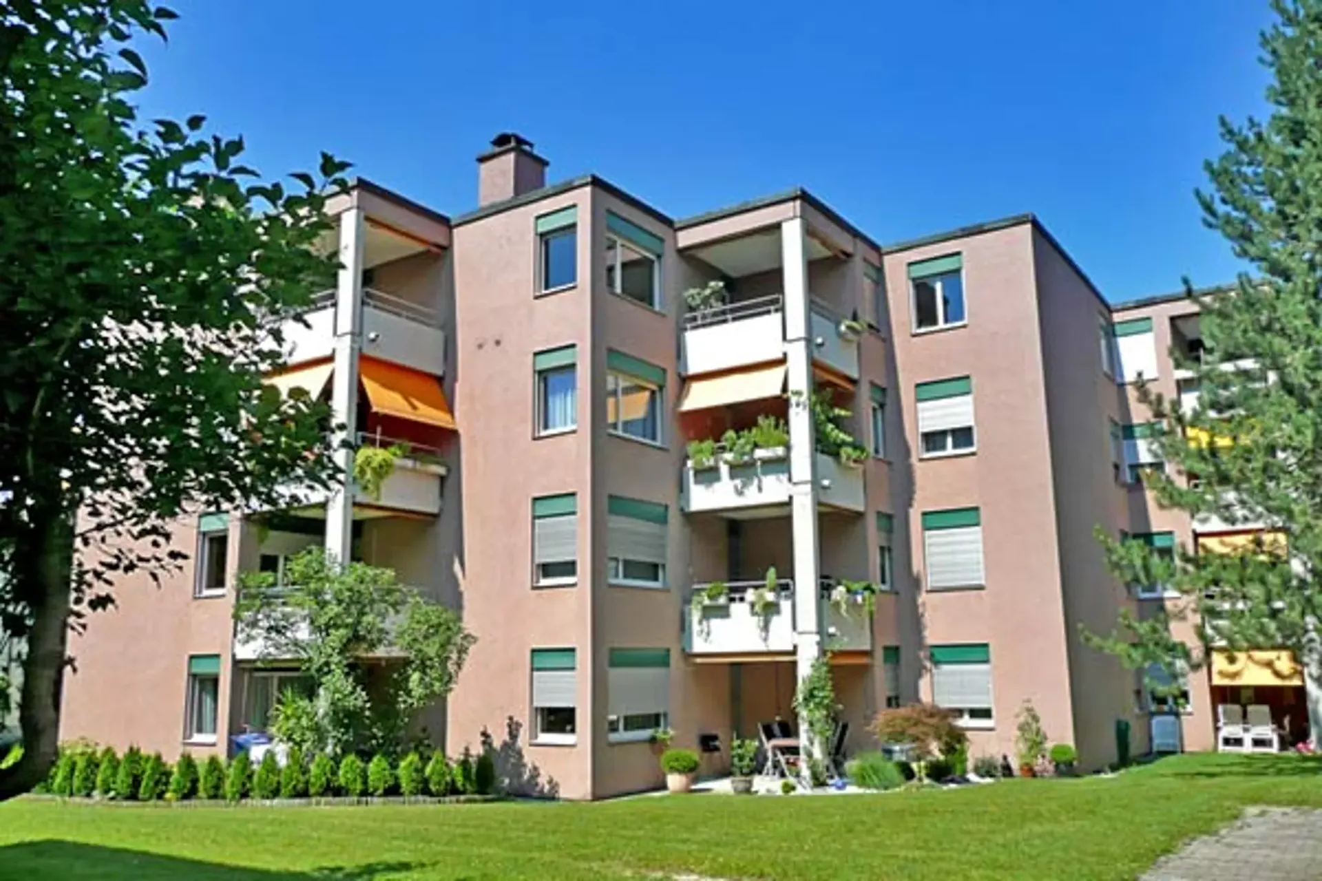 Einstellplätze Tiefgarage Steinmürlistrasse in Dietikon