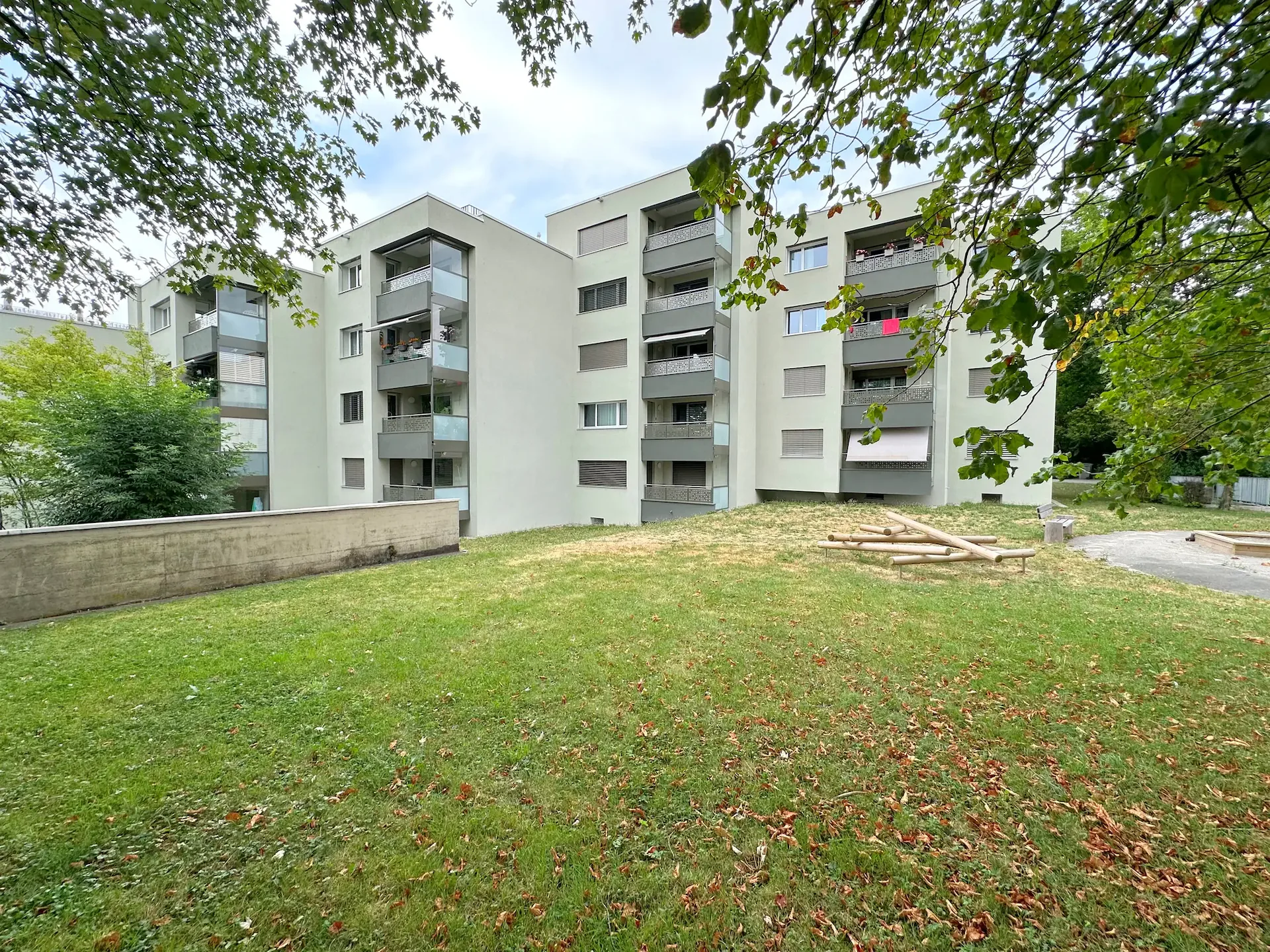 Appartement moderne avec balcon sud