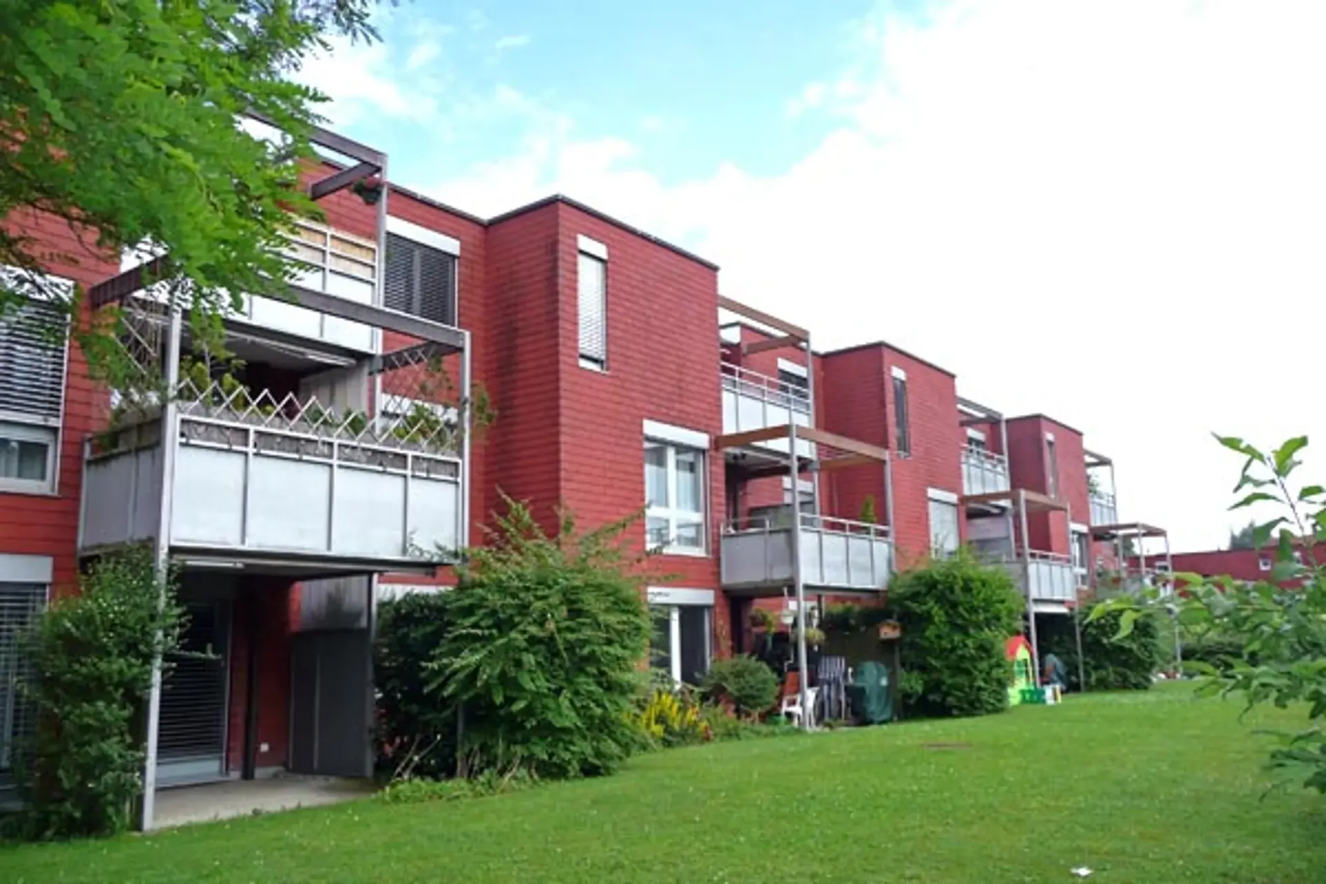 Appartement dans un développement familial - Limité jusqu'au 31.10.2027