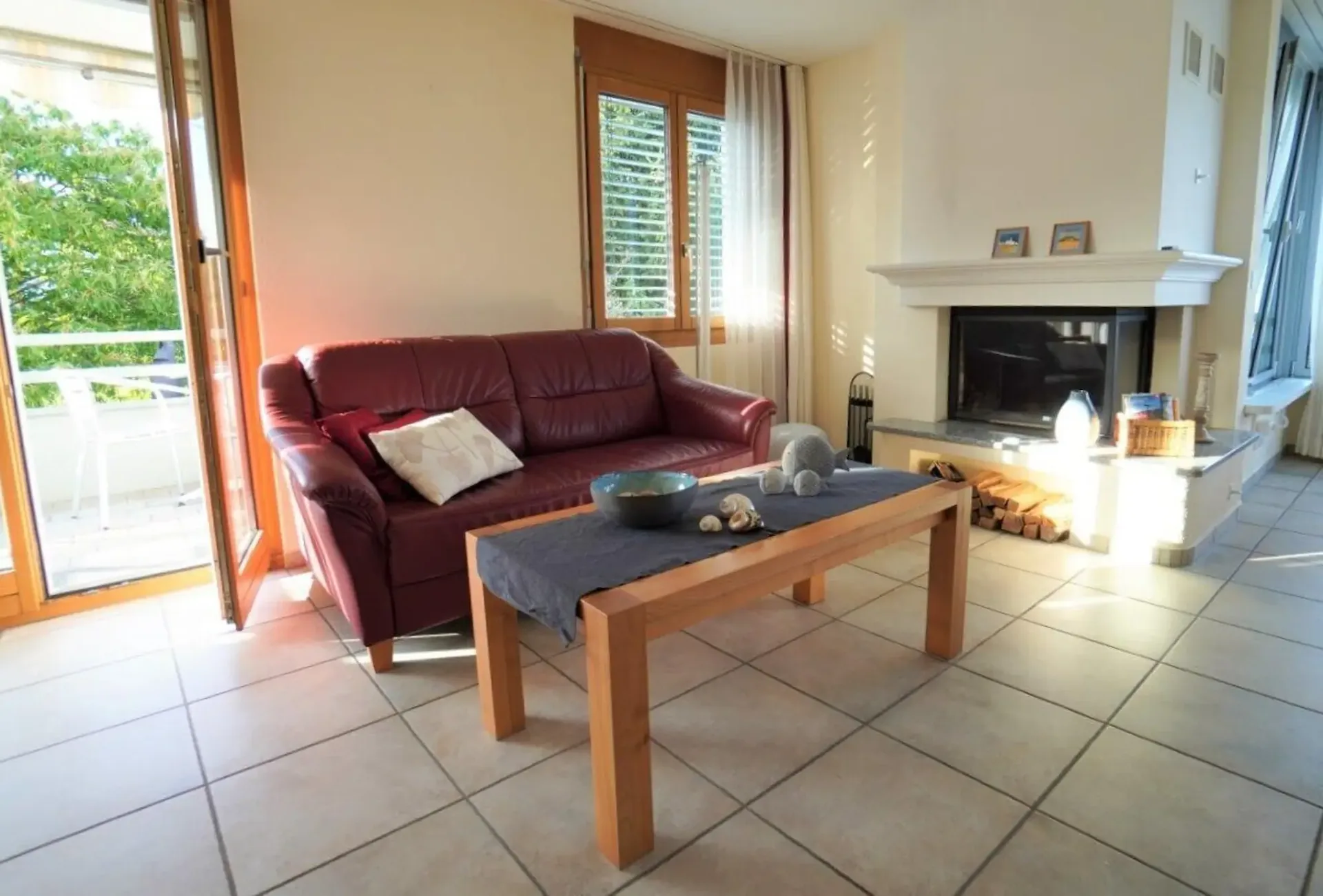 3½ ZI-WOHNUNG IN OBERRIEDEN (ZH), MÖBLIERT