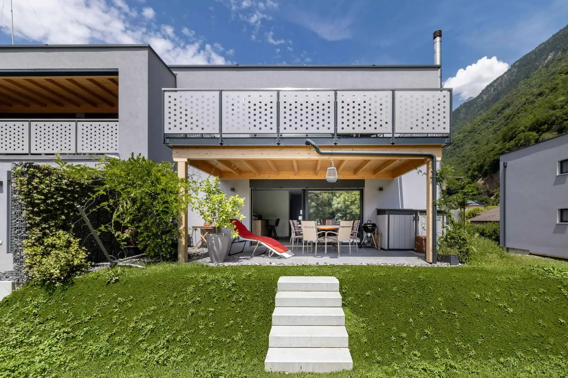 Prächtige 3.5-Zimmer-Wohnung mit privatem Garten in einer neuen Residenz