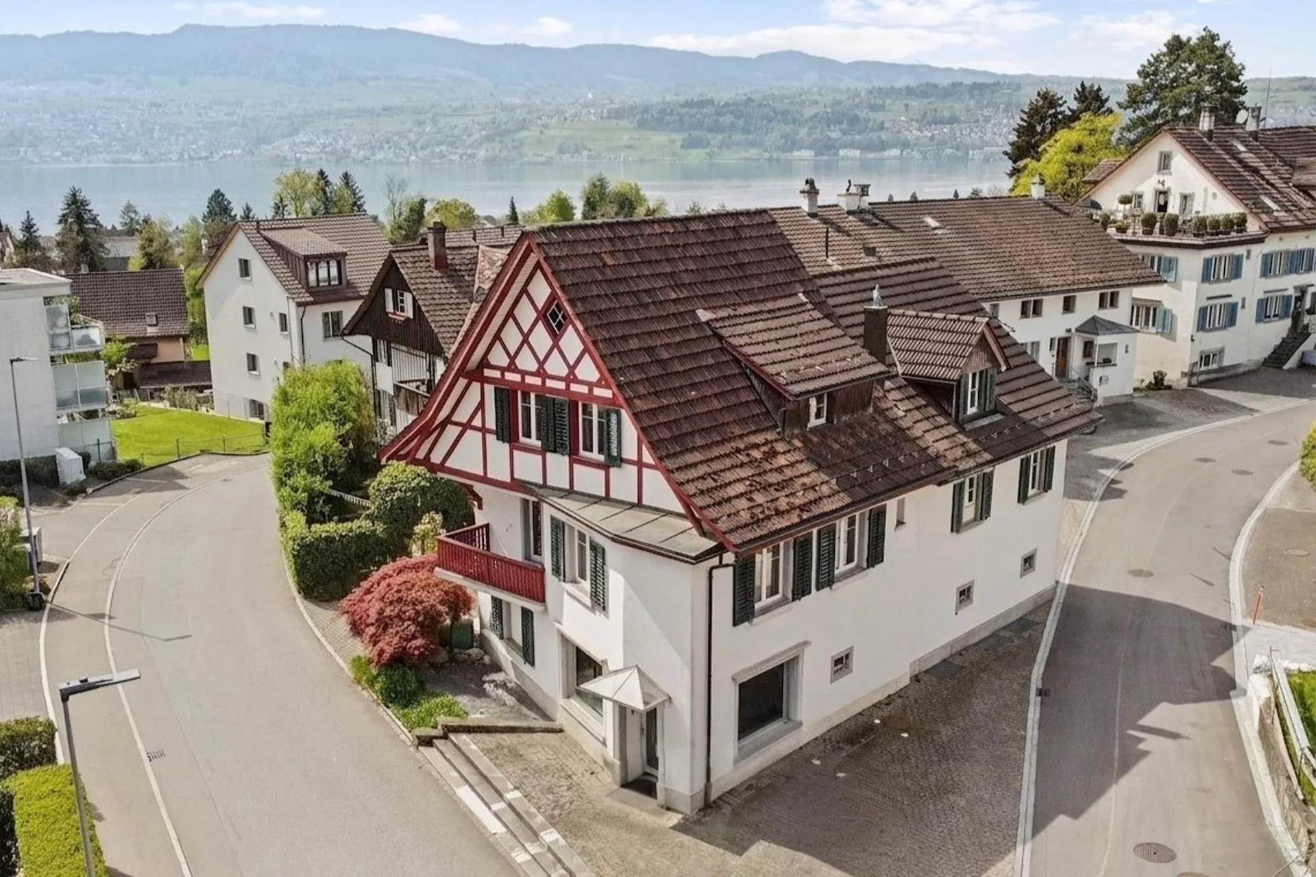Attractive investment property in a preferred location in Stäfa