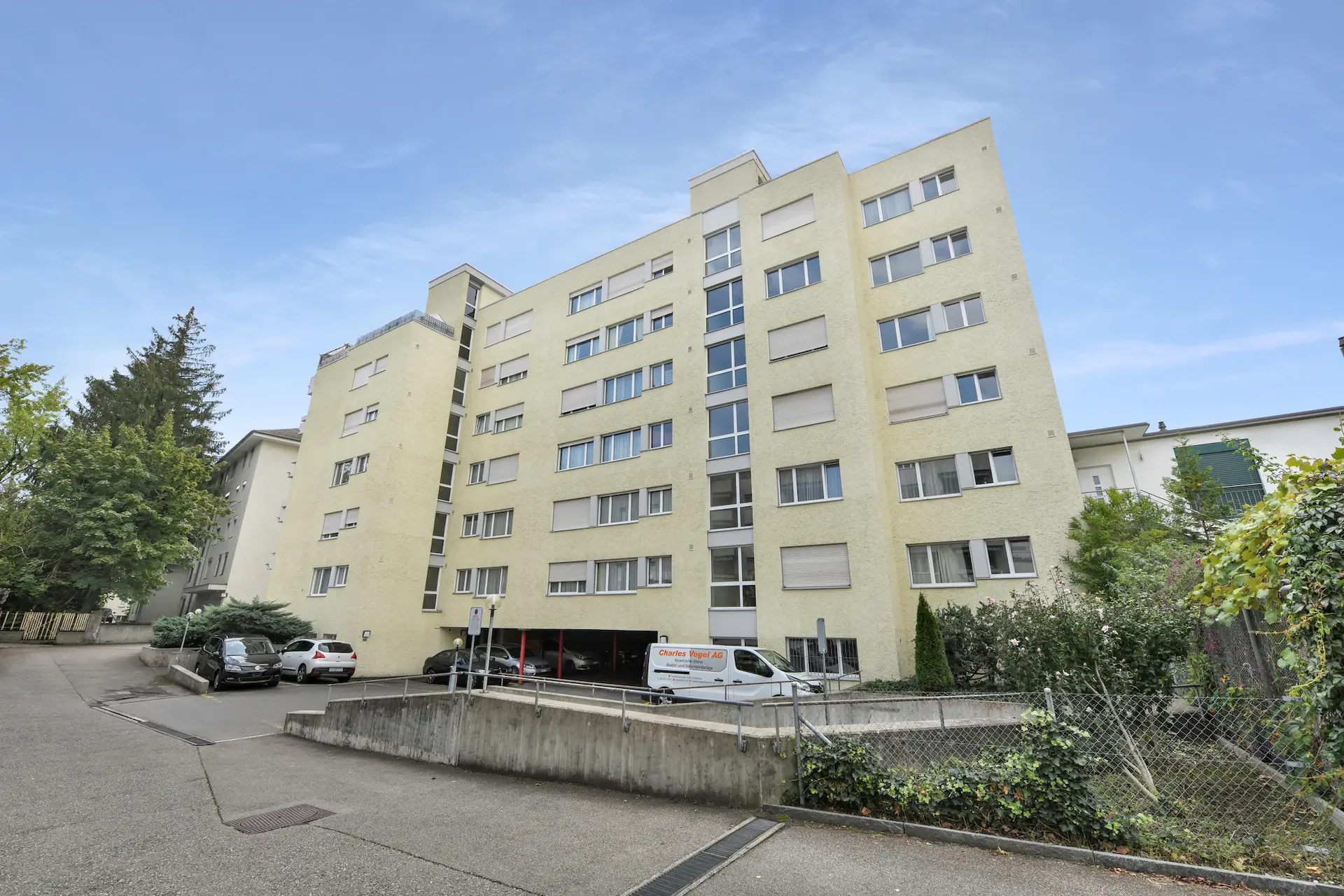 Einstellplatz im Stadtzentrum Dietikon