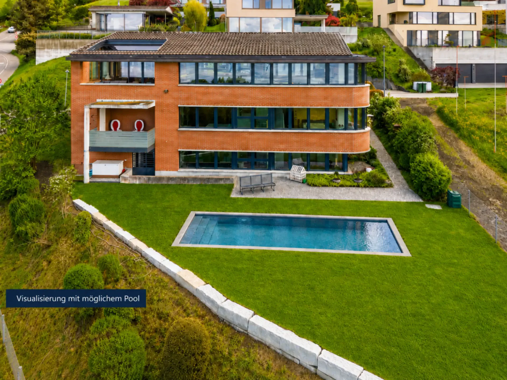 WHERE THE LAKE BECOMES A PANORAMA: EXCLUSIVE SINGLE-FAMILY HOUSE ON A SPACIOUS PLOT