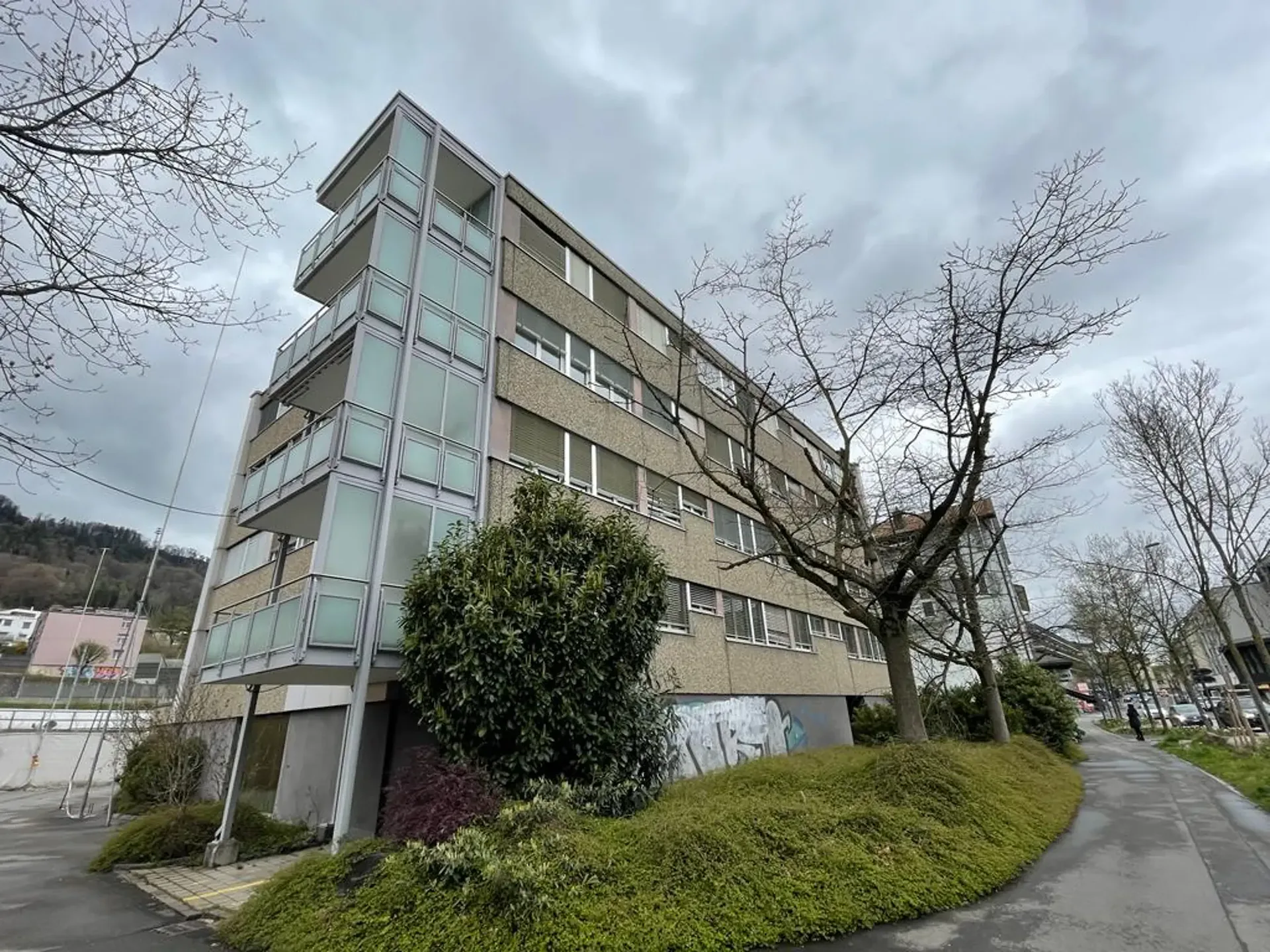 Magazzino in posizione centrale