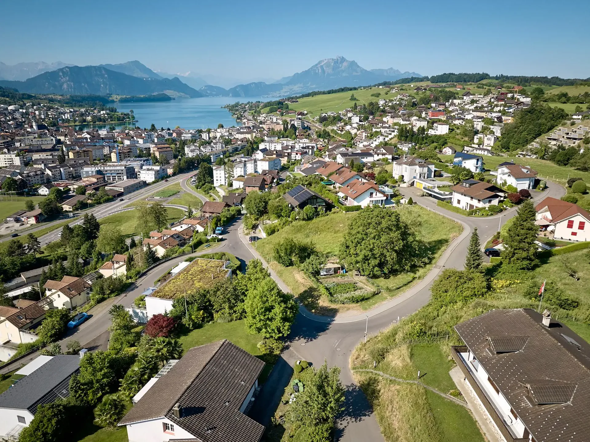 Attractive building plot with mountain and lake views