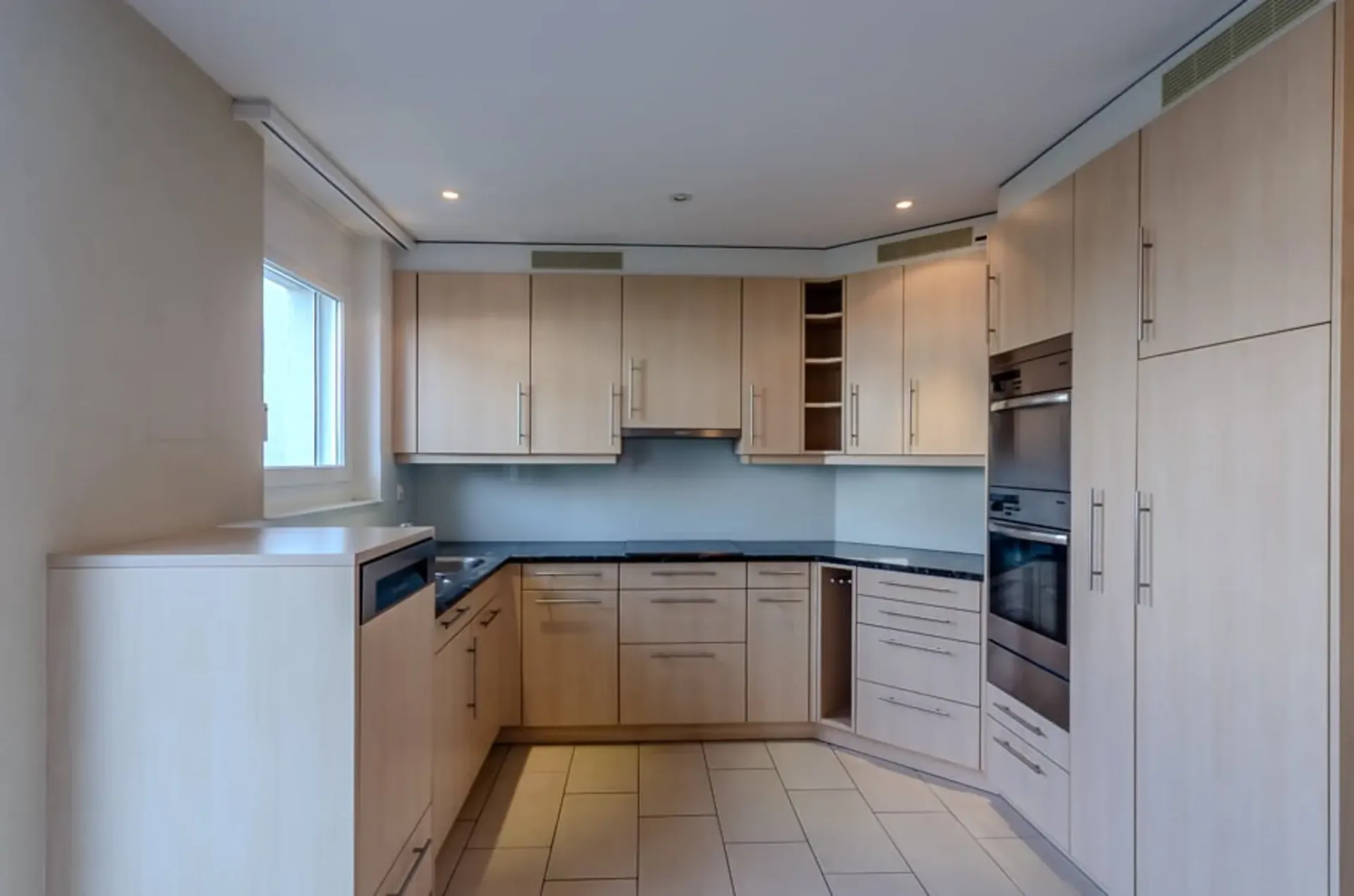 Charming 3.5-room apartment on the ground floor in Steinmaur – available immediately!