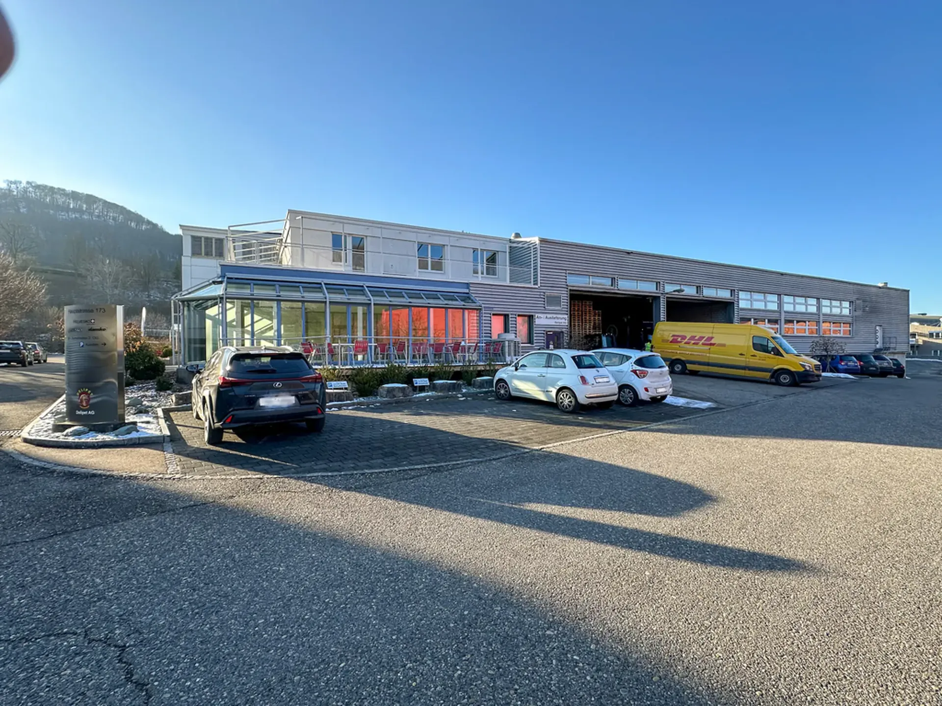 Caves à vin diverses au centre d'Arisdorf