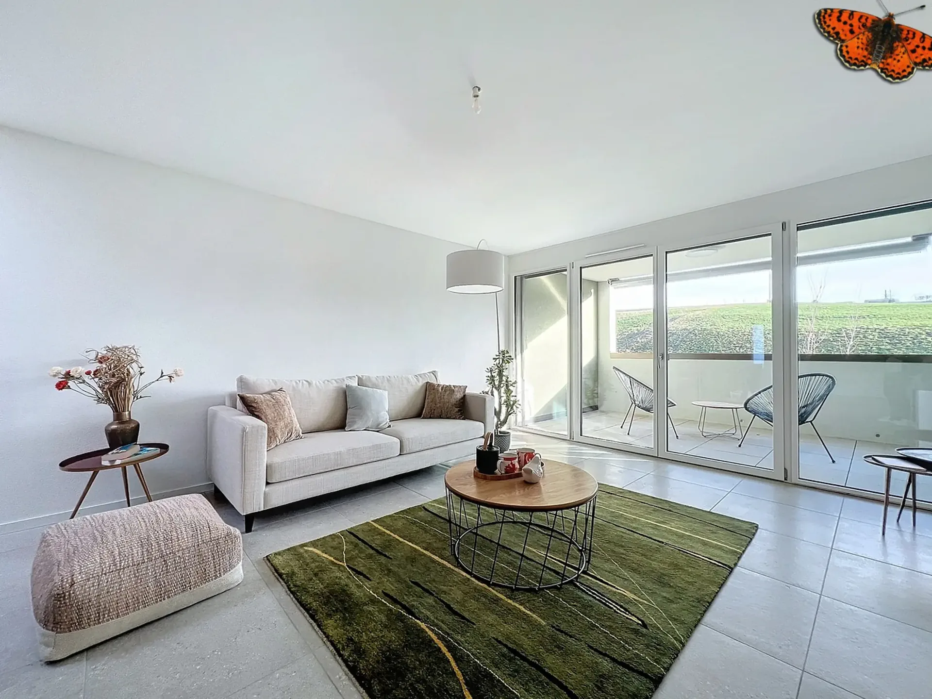 3 ½ ROOMS BRIGHT - In the attic!