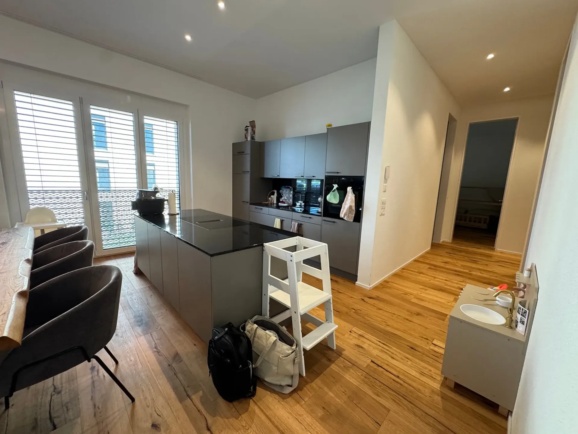 Appartement moderne 4.5 pièces avec balcon à Berg TG