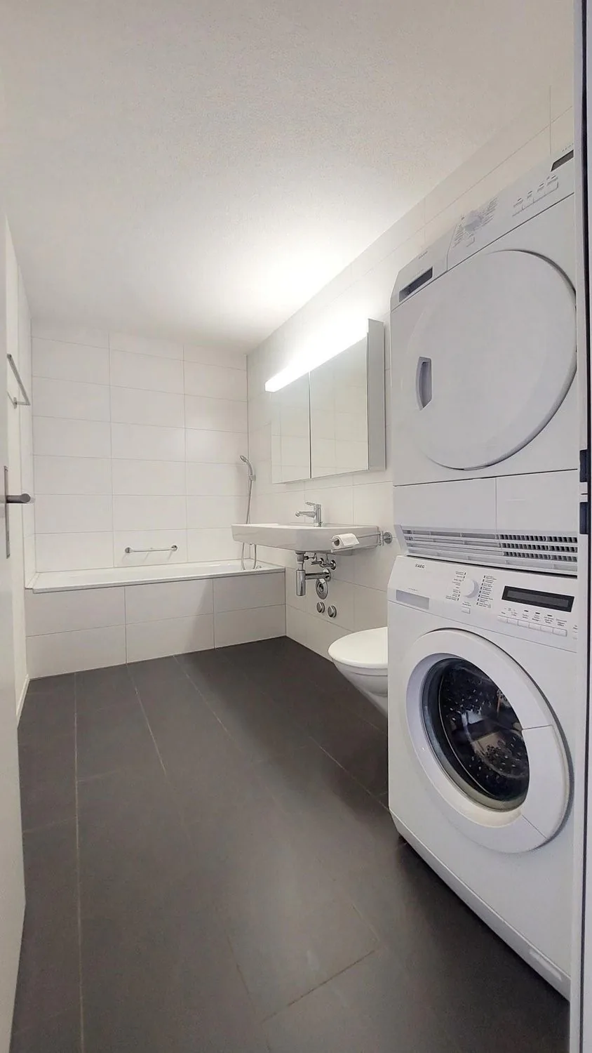 Grosszügige 3.5 Zimmerwohnung