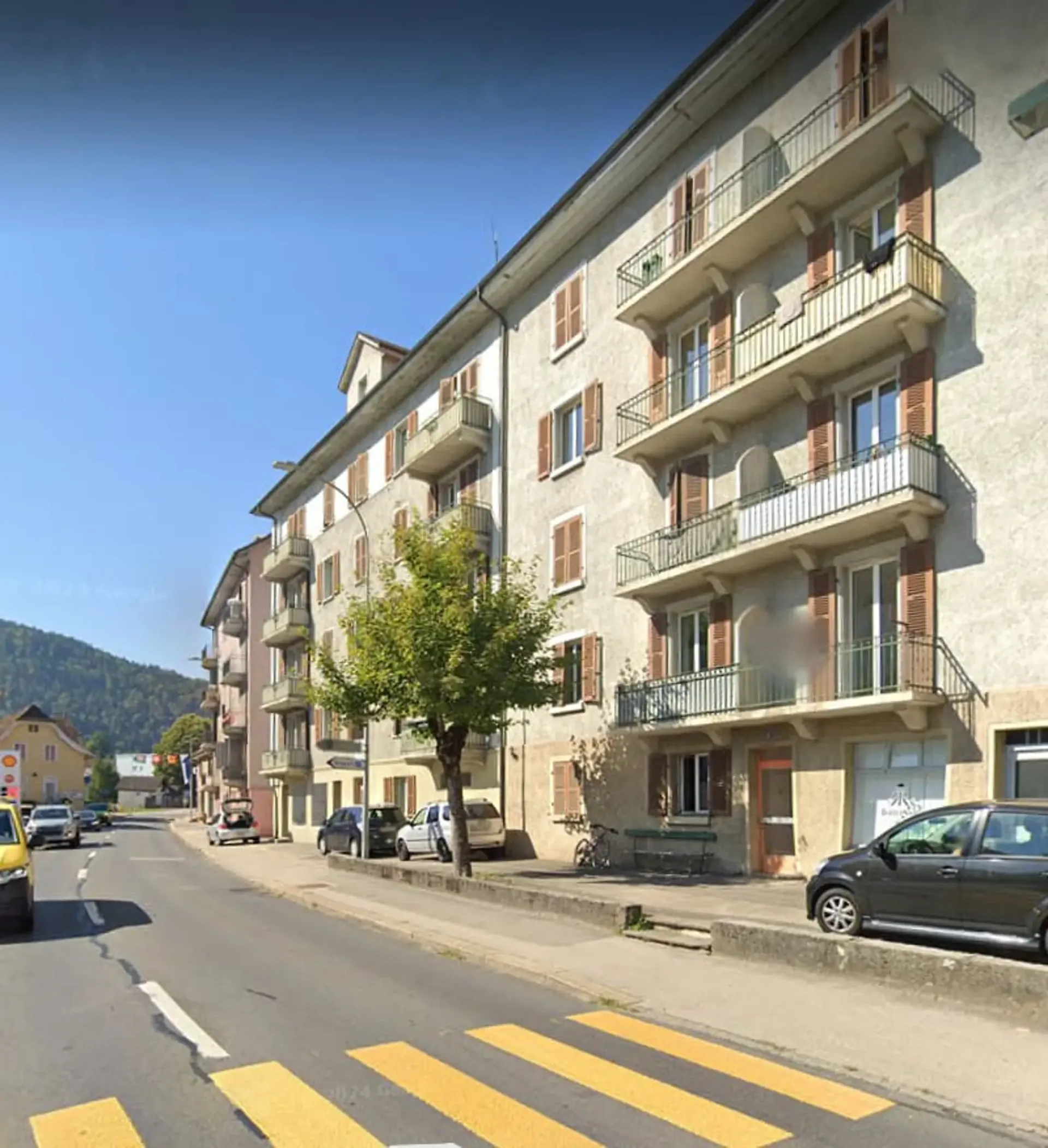 Appartamento luminoso di 3.5 locali con balcone a Tavannes
